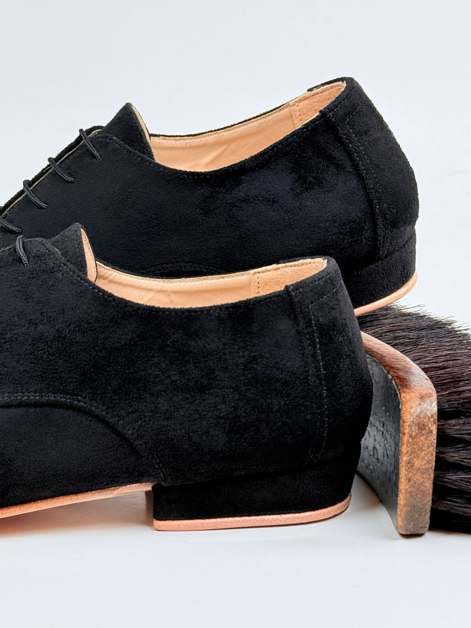 Barefoot Frankie Vegan Black Suede with Flexible sole 2 cm heel