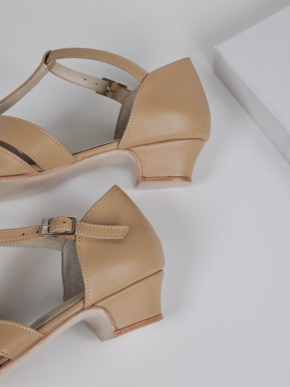 Summer Tan Leather 3 cm heel
