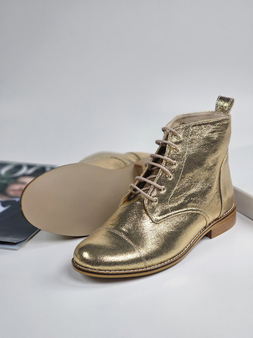 Harlem Shoes Derby Boots Vegan Golden Textile 2 cm heel thumbnail 4