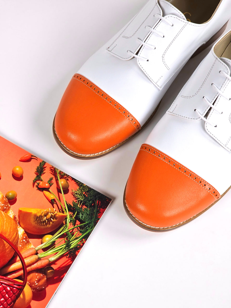 California White leather & Nose Orange Leather 2 cm heel