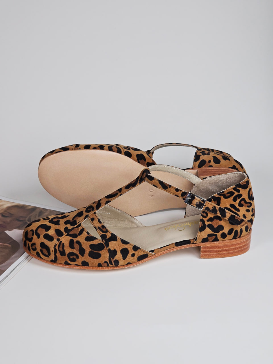 Isabel Leopard Suede 2 cm heel