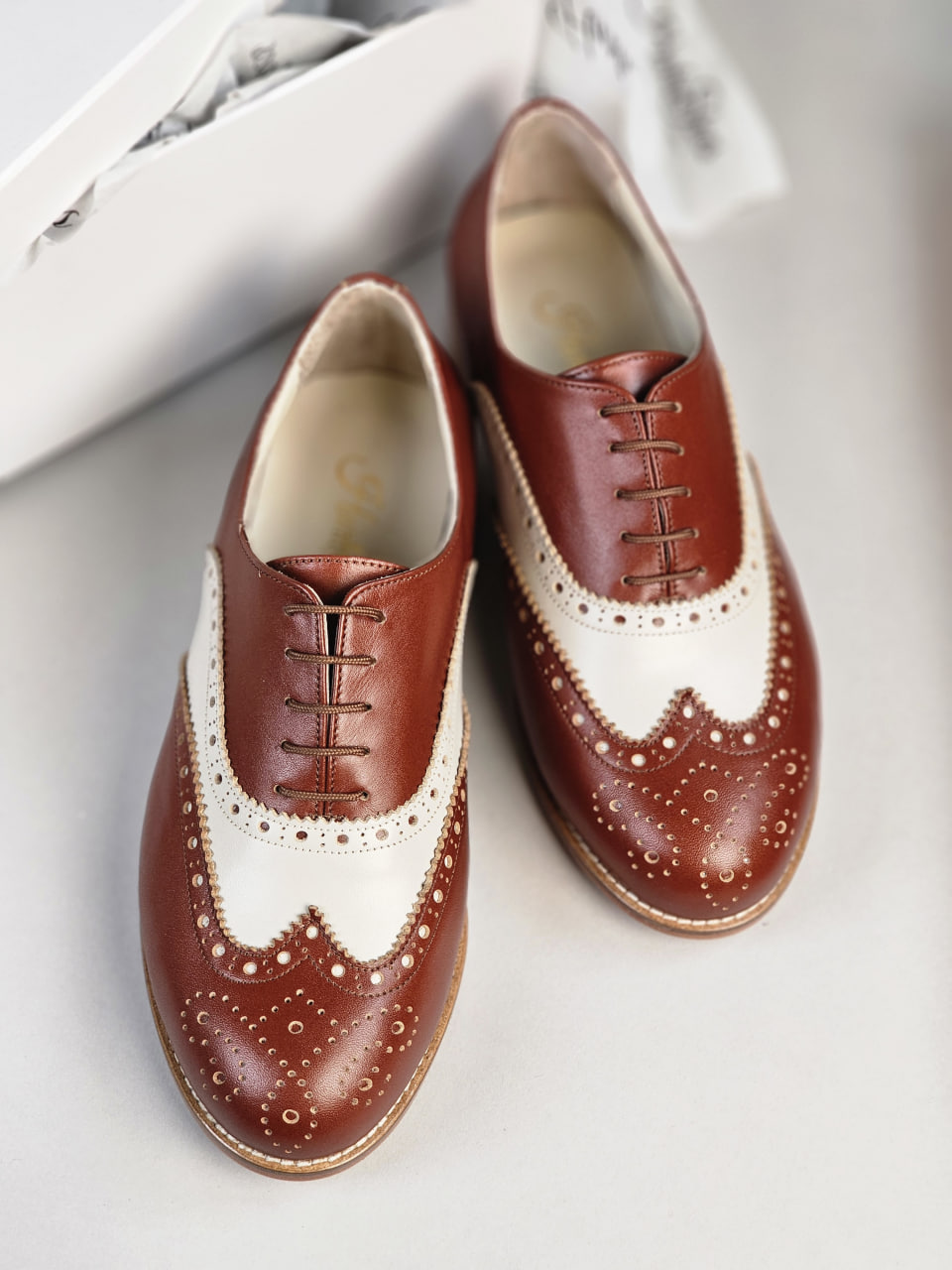 Brogue Brown & Beige Leather 2 cm heel