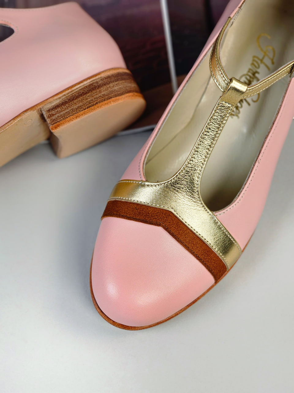 Barbie Pink & Gold Leather & Caramel Suede 2 cm heel