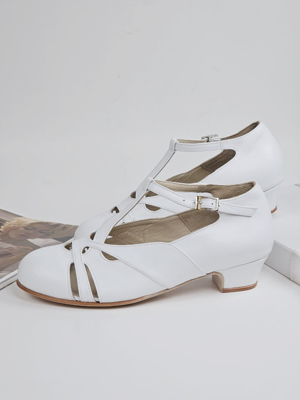Spring White Leather 4 cm heel