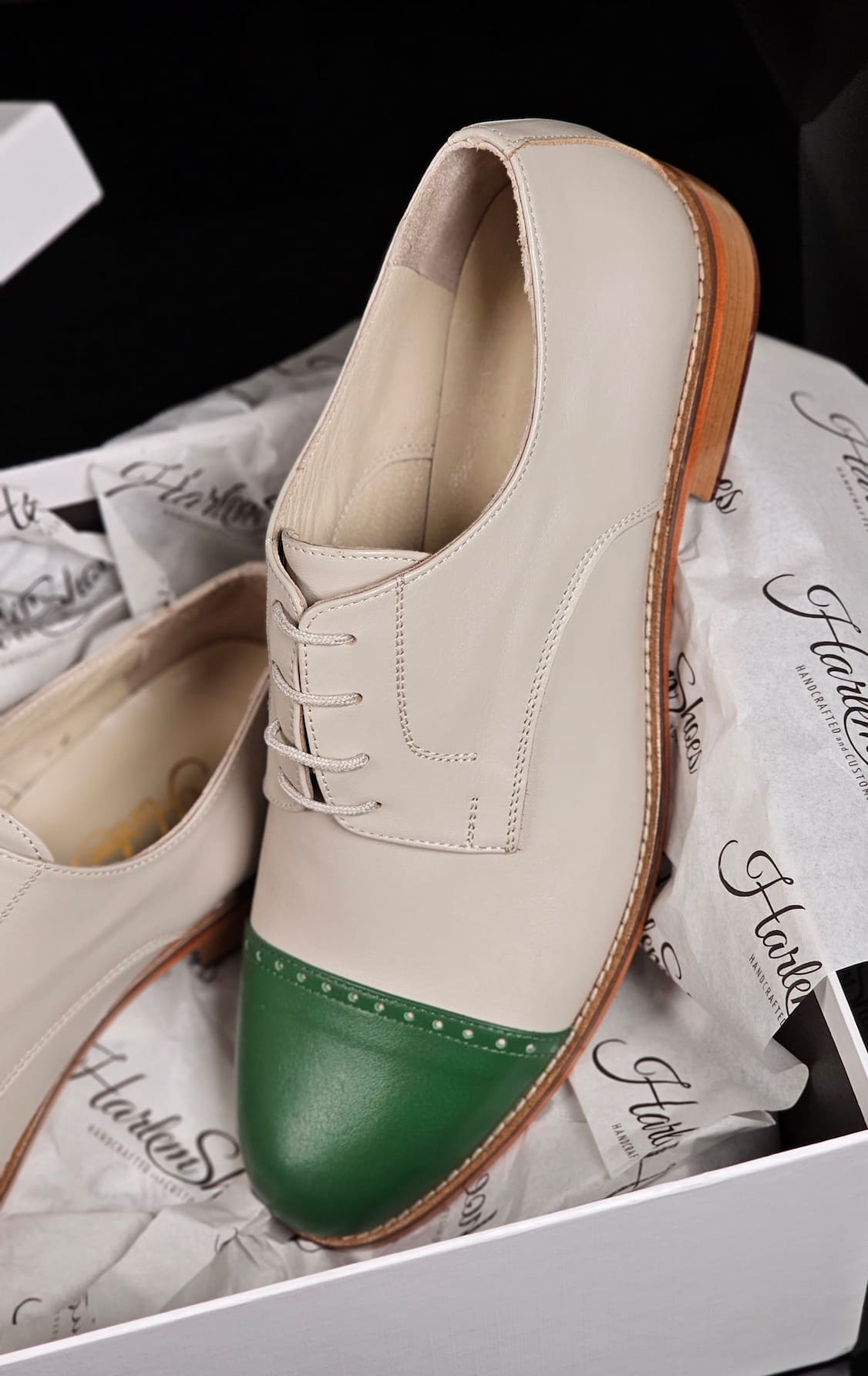 California Beige Leather & nose Avocado Green leather 2 cm heel