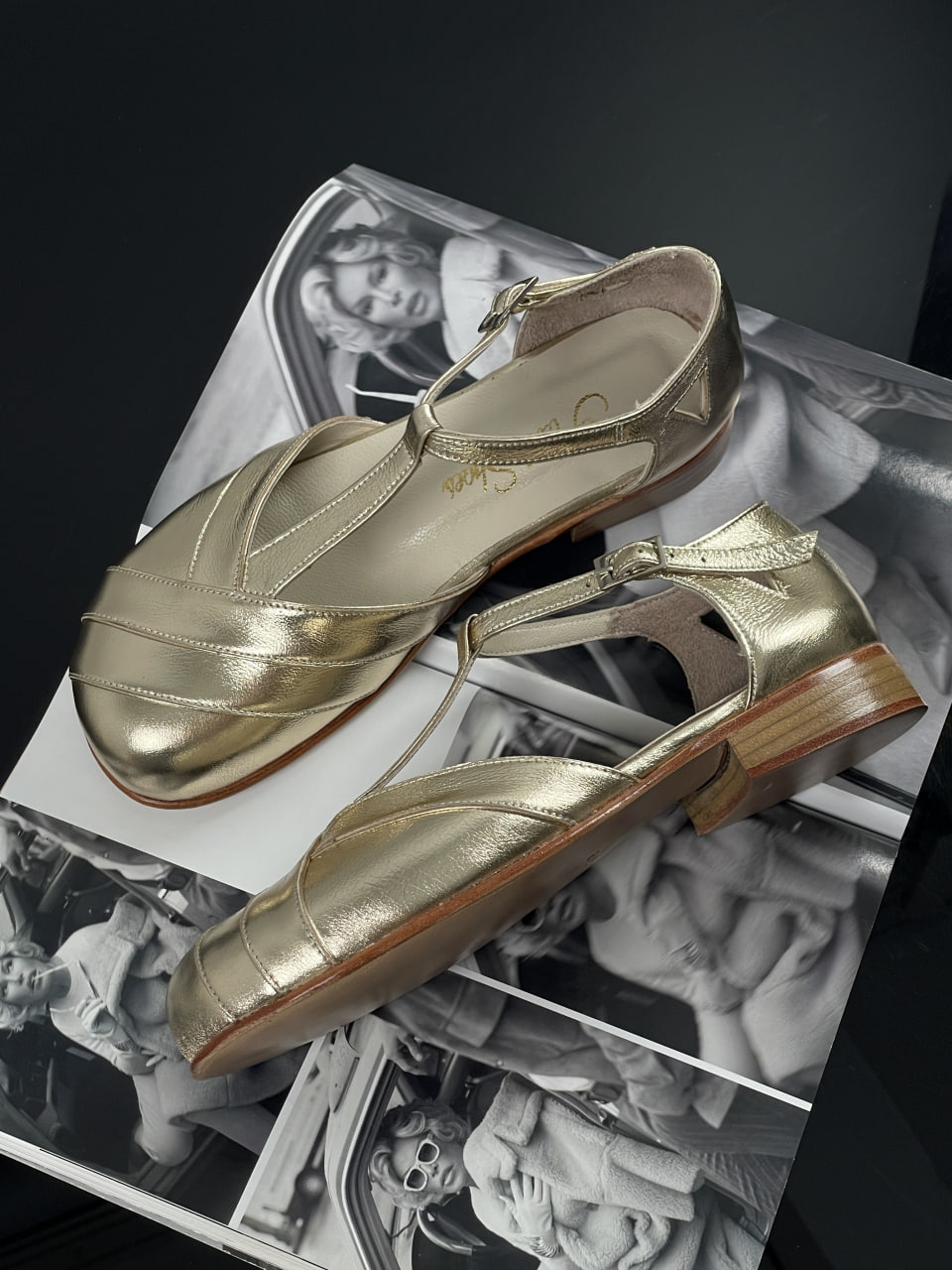 Barefoot Sugar Platinum Gold Leather 2 cm heel