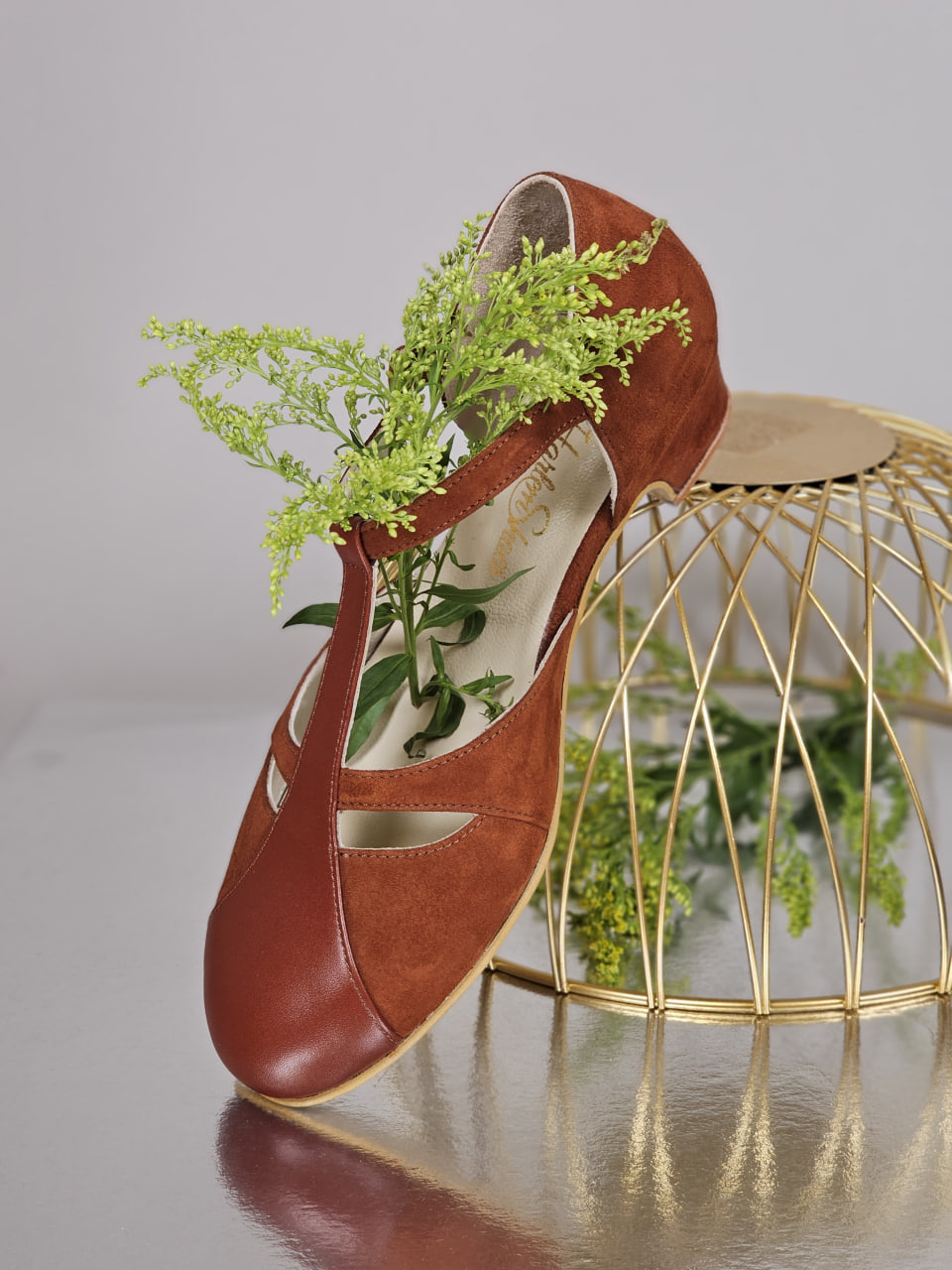 Isabel Brown Suede & Leather 3 cm heel