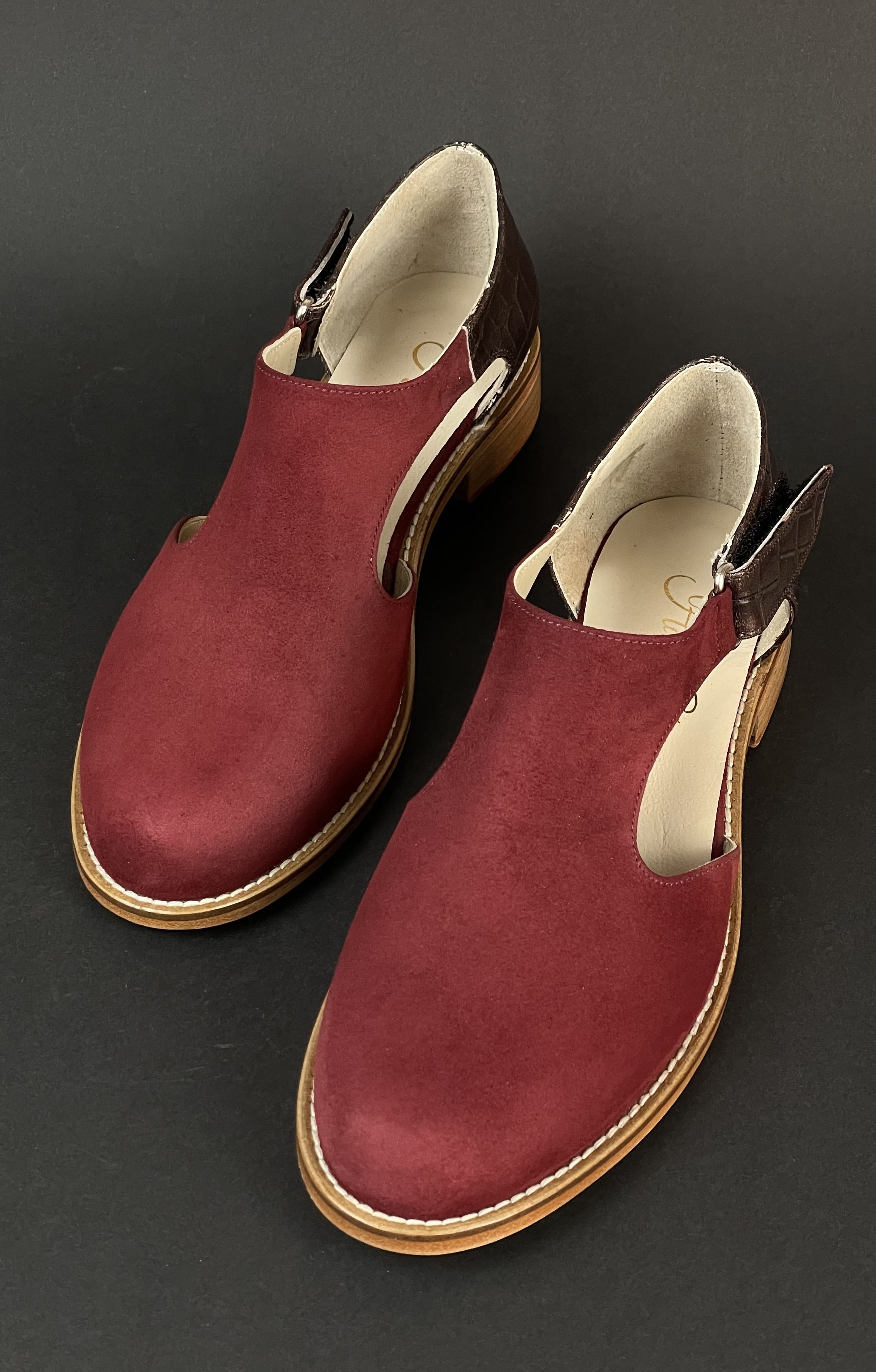 Milan Bordeaux Suede & Piton Leather 2 cm heel