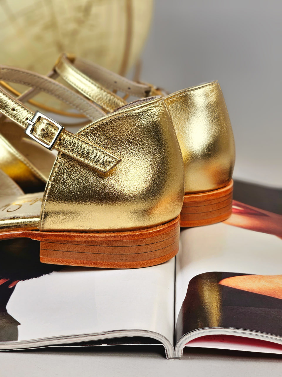 Barefoot Summer Gold Leather 1.5 cm heel