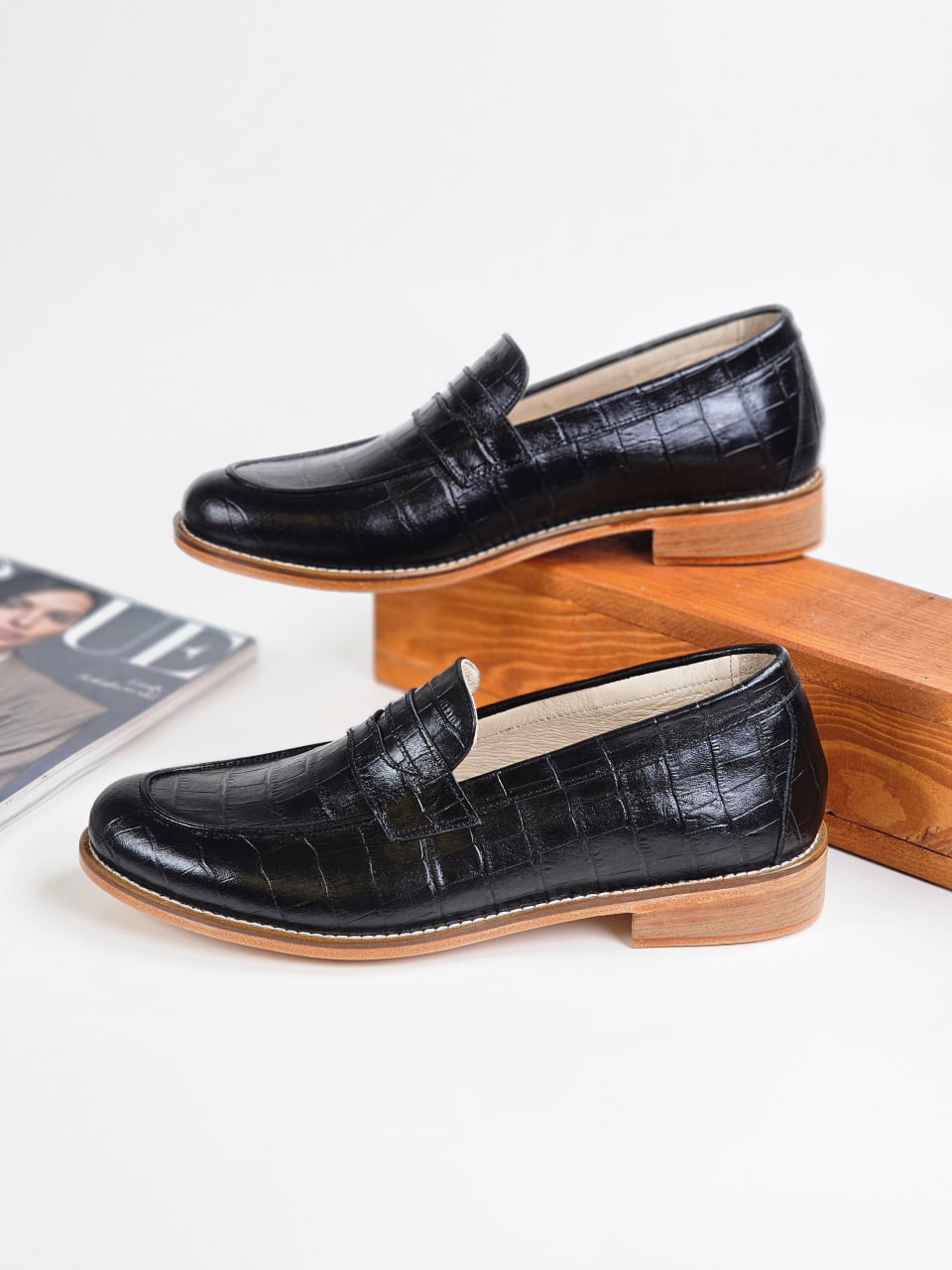 Loafers Black Stone Printed Leather 2 cm heel
