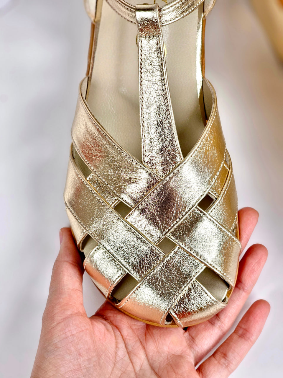 Barefoot Summer Platinum Gold Leather 1.5 cm heel