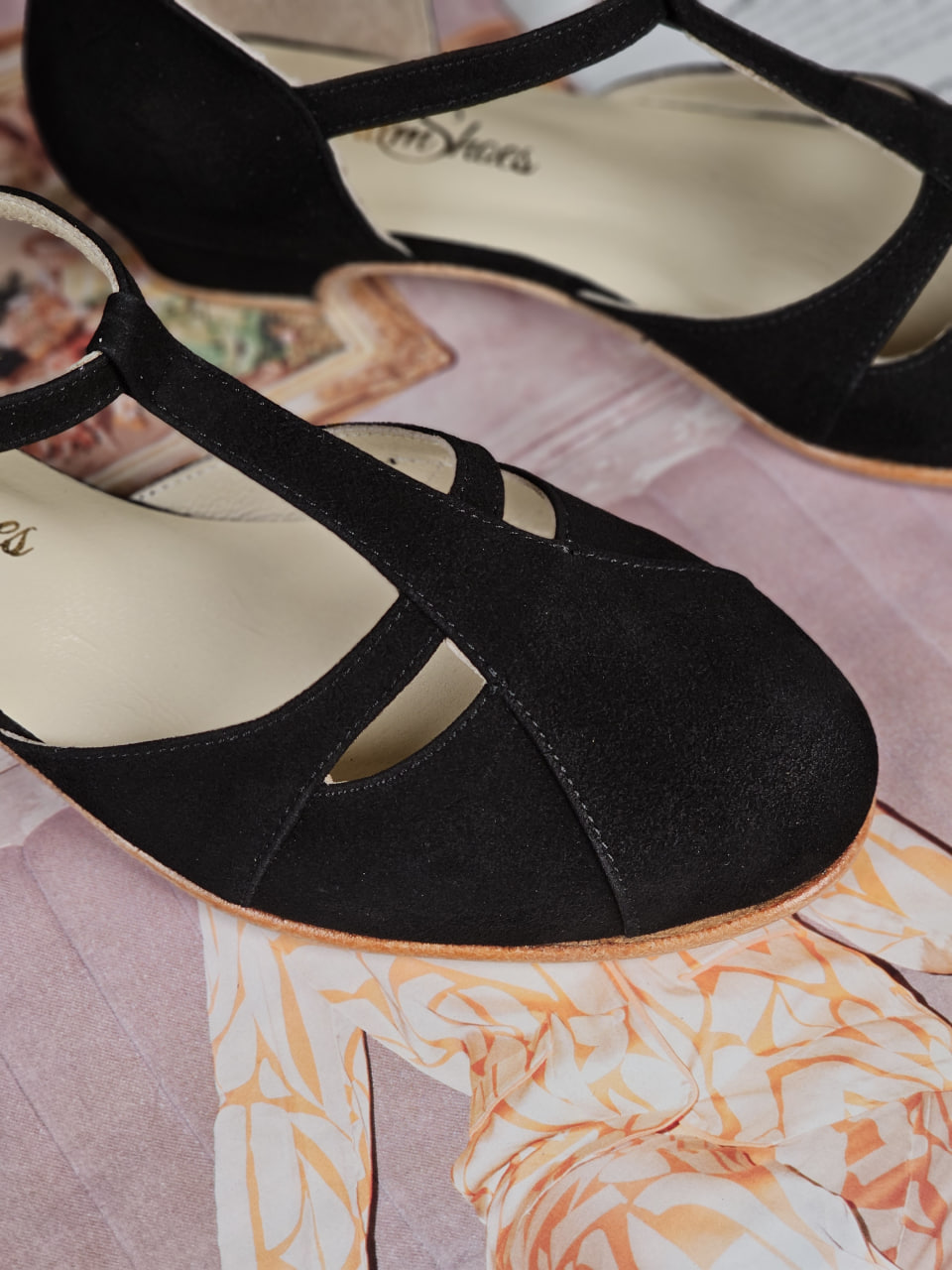 Isabel Black Suede 3 cm heel