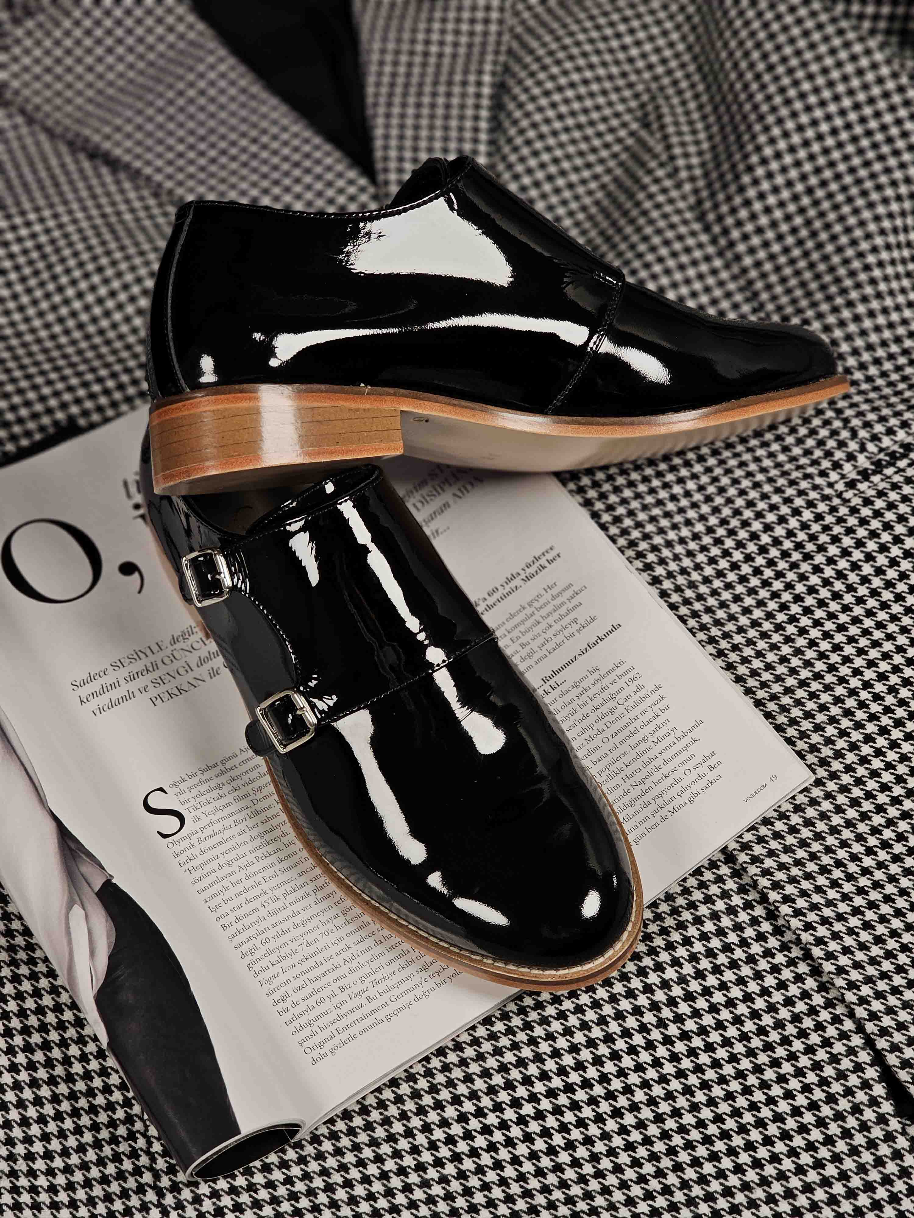 Monk Black Patent Leather 2 cm heel
