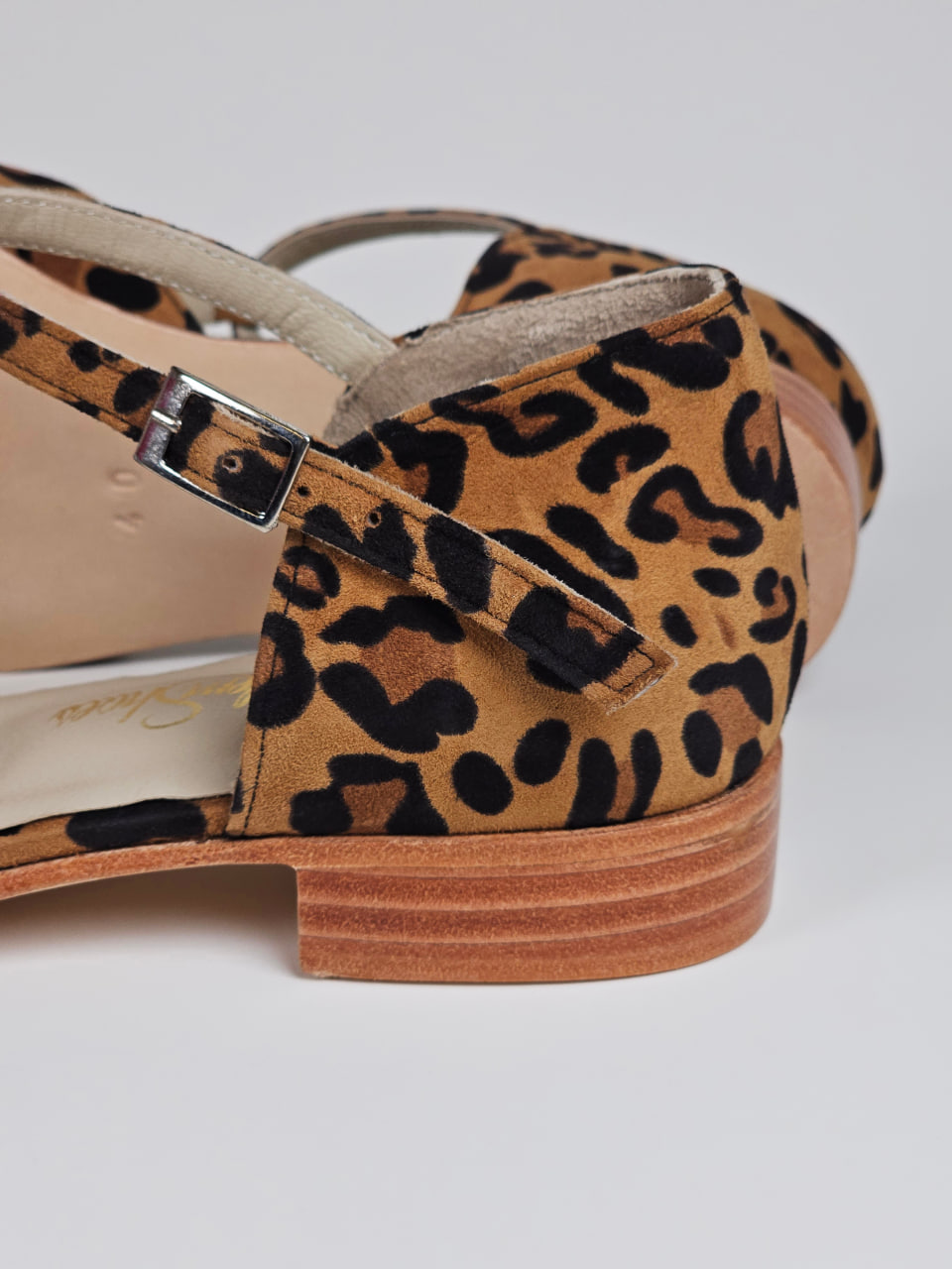 Isabel Leopard Suede 2 cm heel