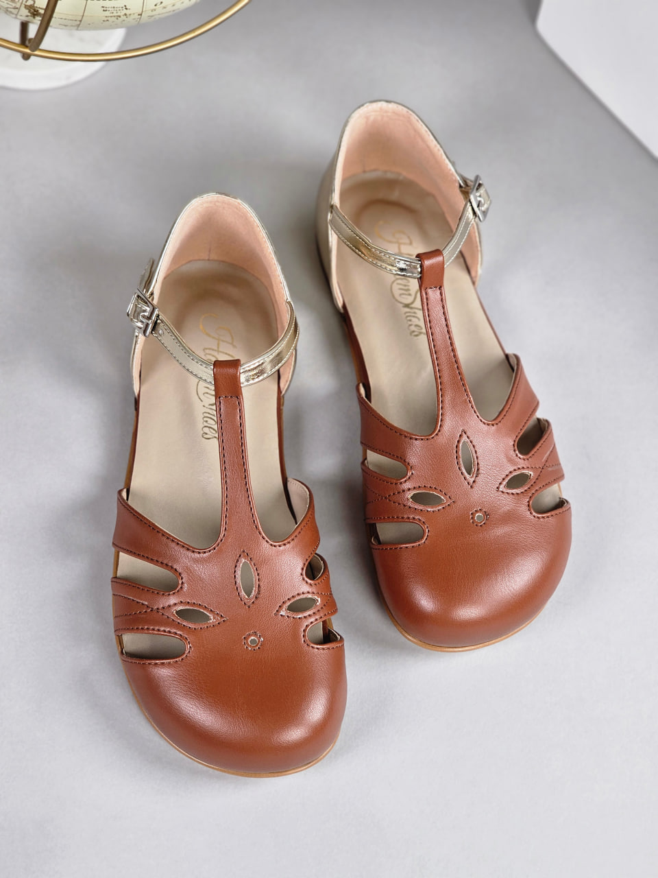 Barefoot Rosy Vegan Light Brown & Platinum Leather Zero Drop