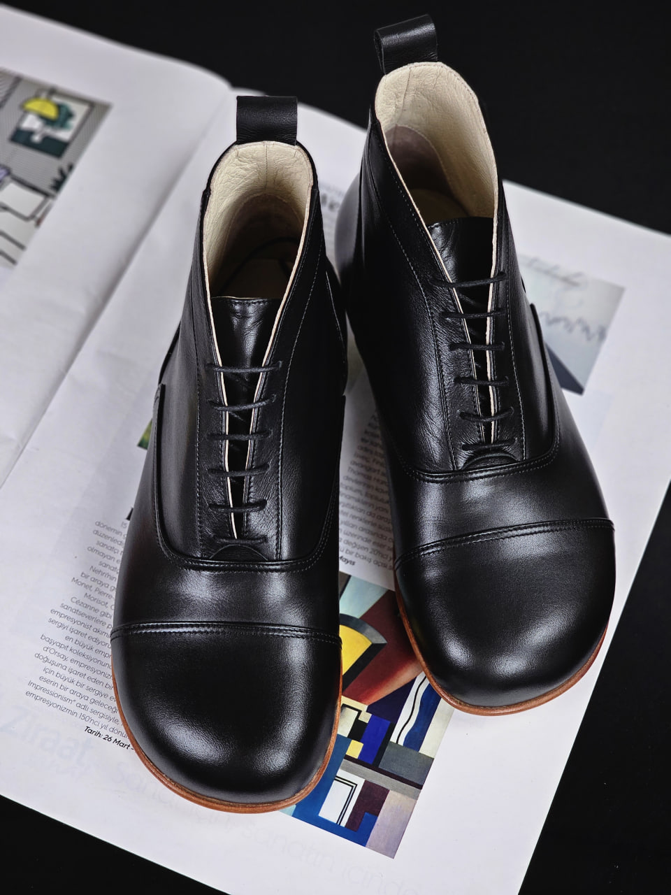 Barefoot Smooth Boots Black Leather 2 cm heel