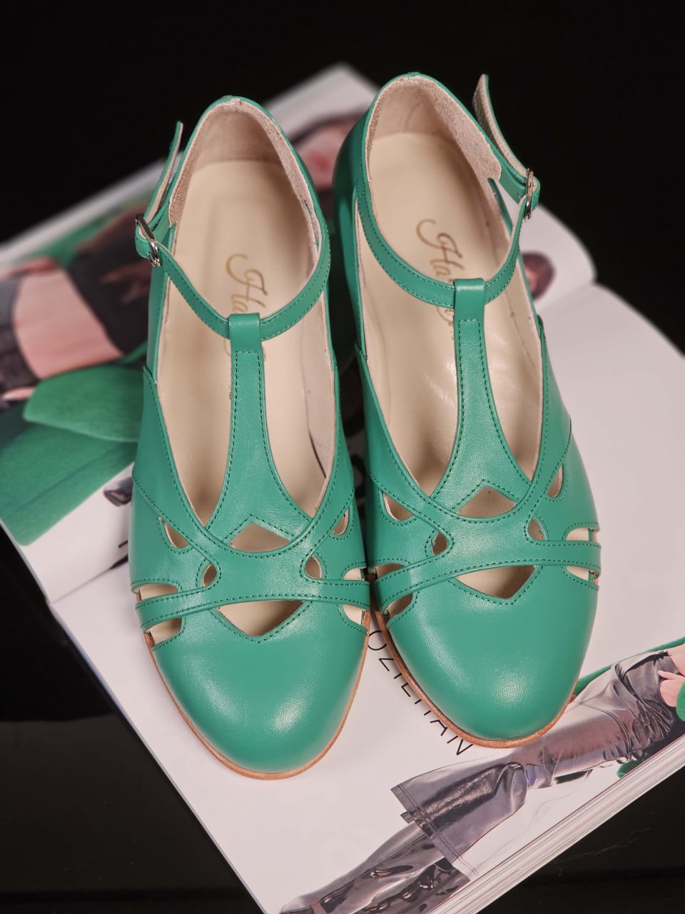 Spring Apple Green Leather 4 cm heel
