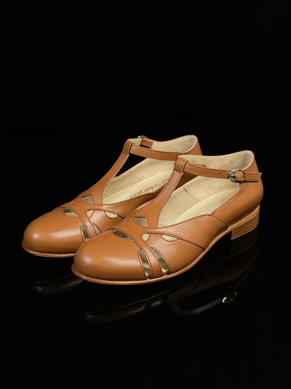 Spring Light Brown Leather 2 cm heel