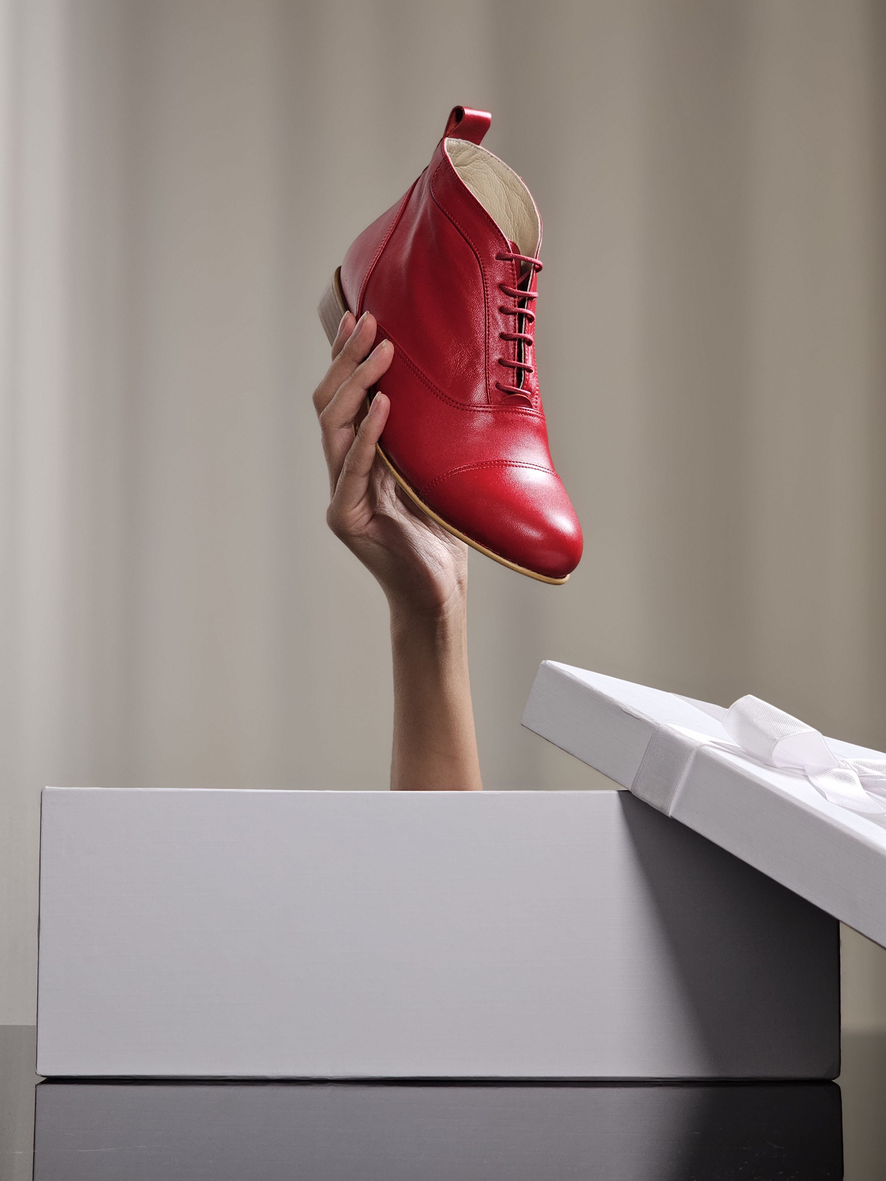 Smooth Boots Red Leather 2 cm heel