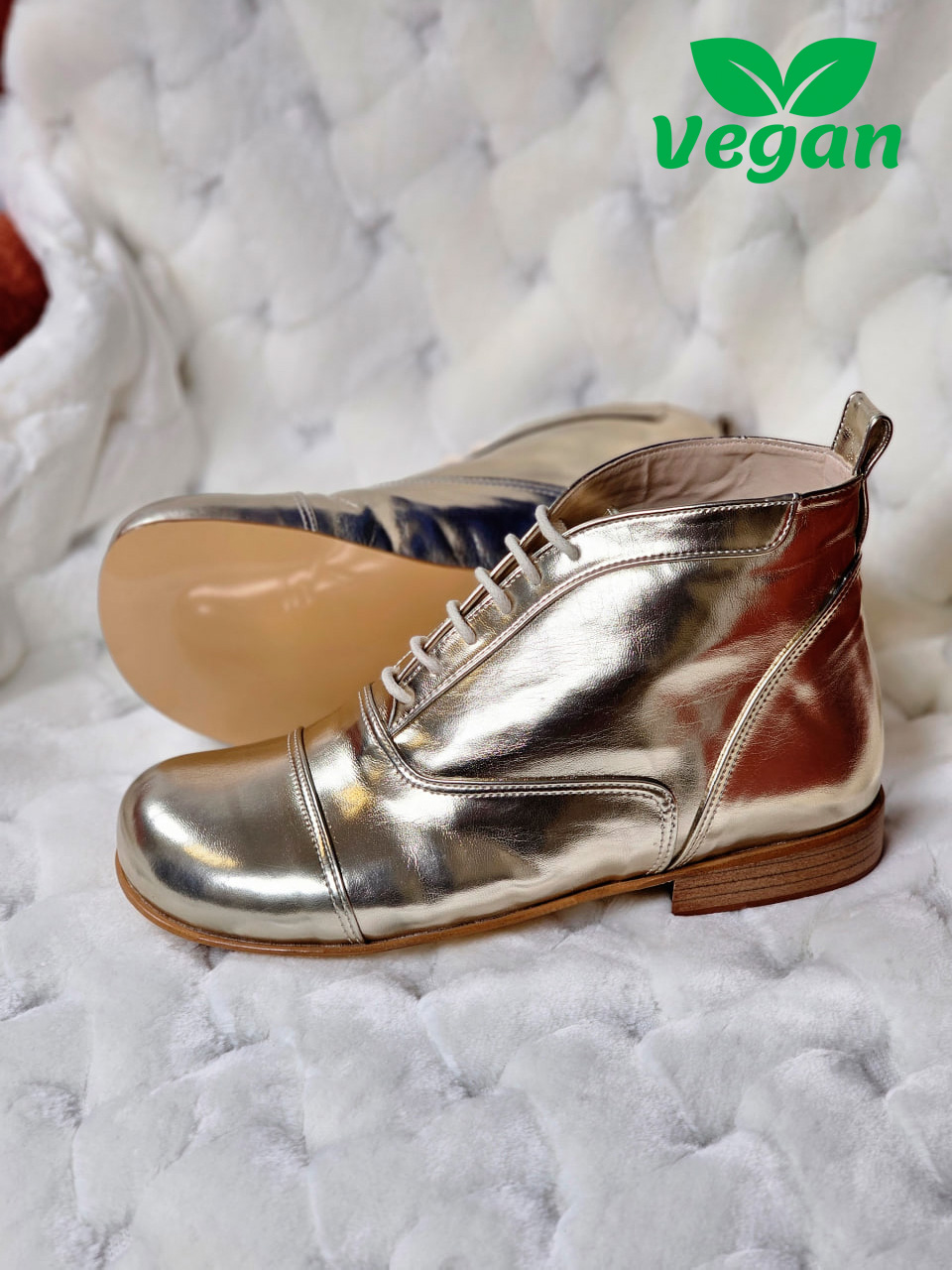 Barefoot Smooth Boots Vegan Platinum Gold Leather 2 cm heel