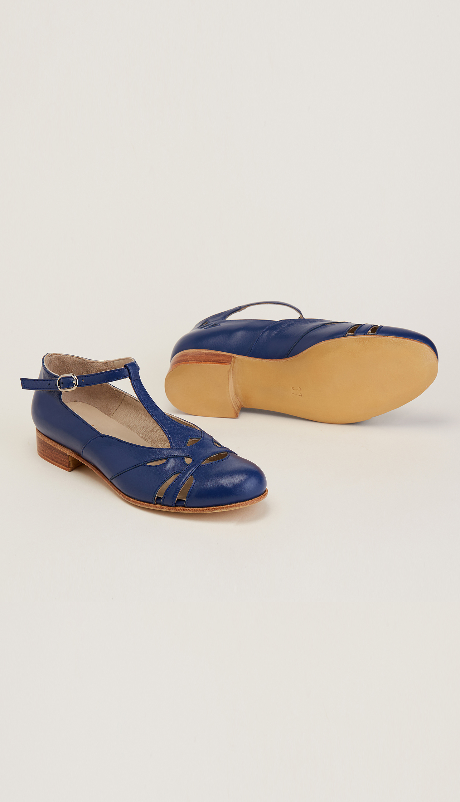 Spring Blue Leather 2 cm heel