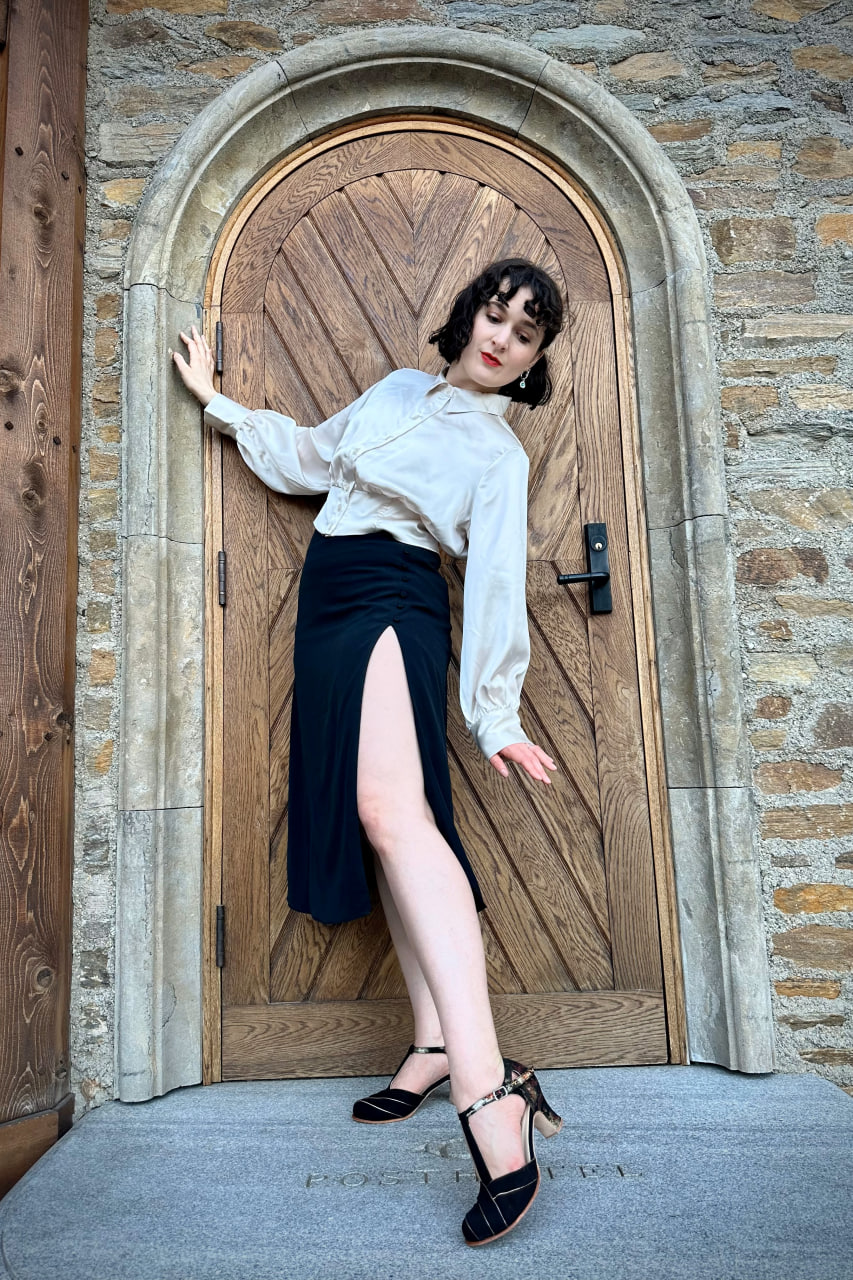 Sugar Black suede & Flower 6 cm heel