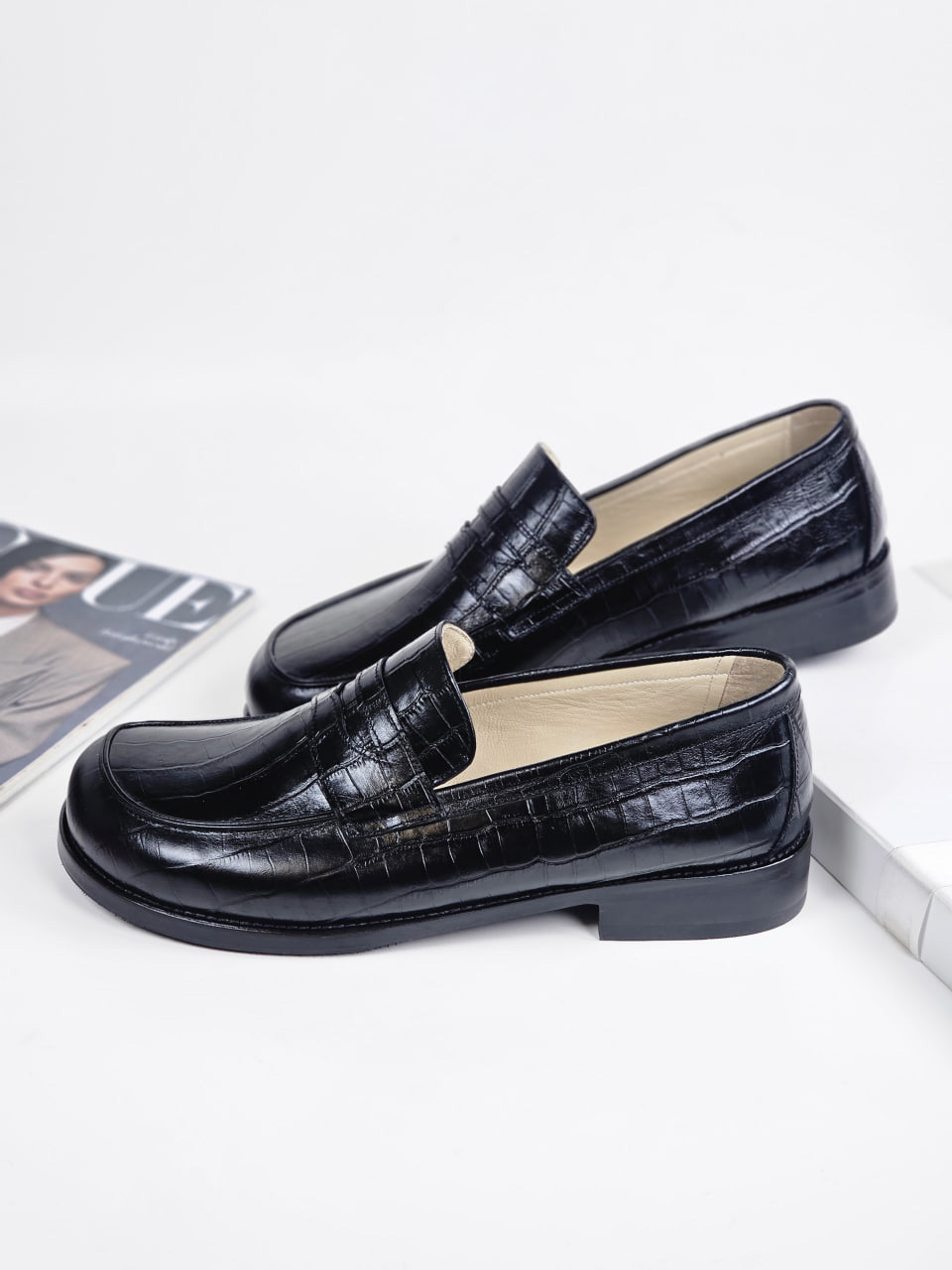 Barefoot Loafers Black Stone Leather 2 cm heel