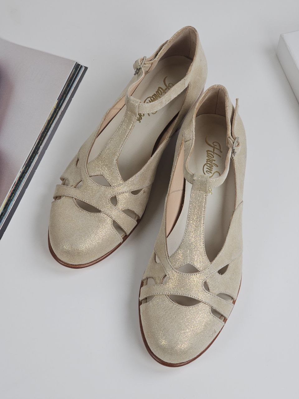 Spring Gold Suede 2 cm heel