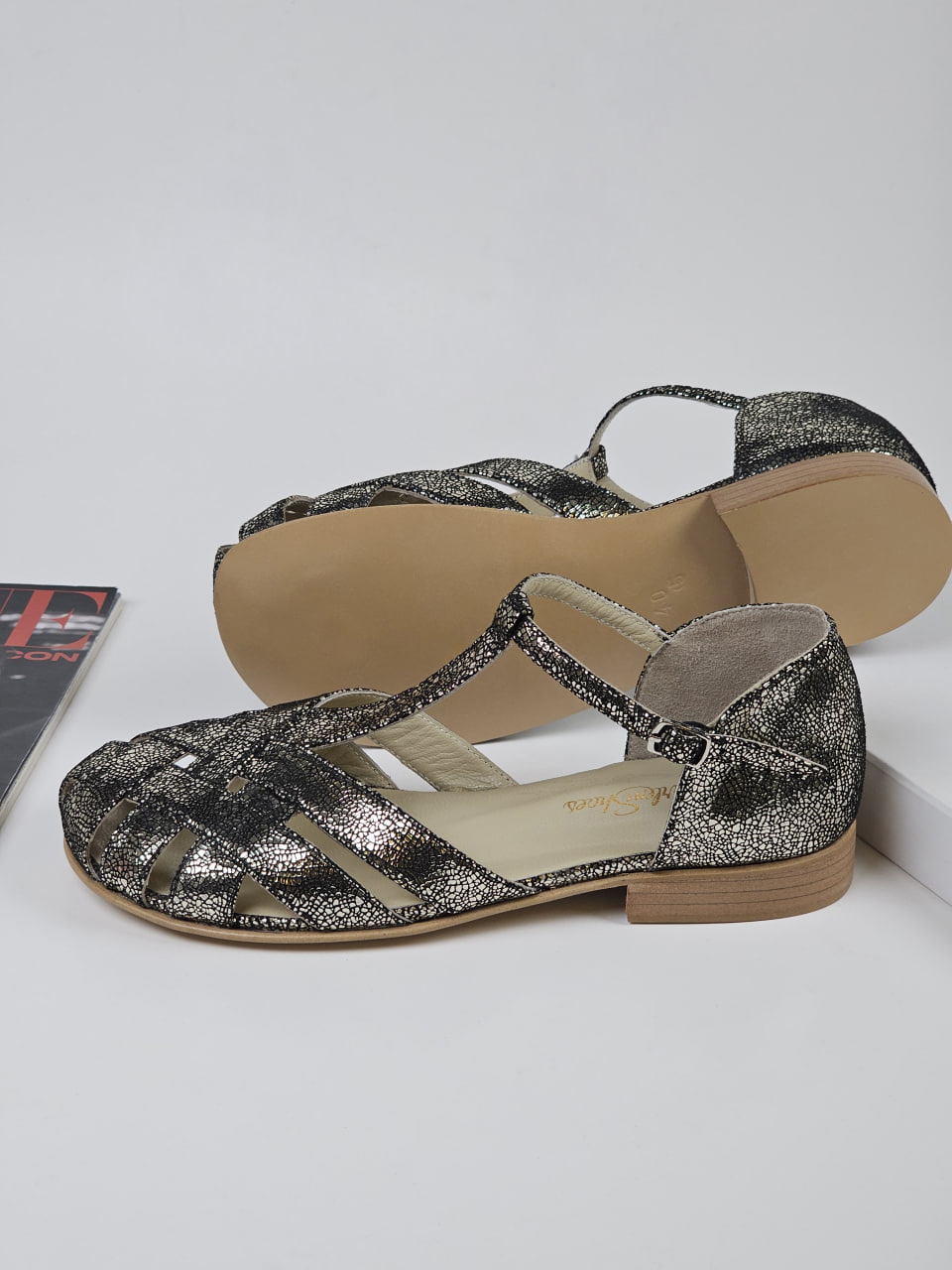 Barefoot Summer Grey Stone Suede 2 cm heel