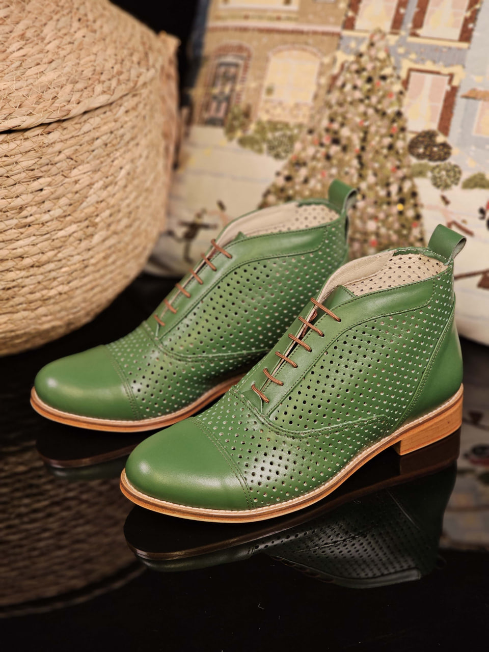 Smooth Boots Perforated Avocado Green Leather 2 cm heel