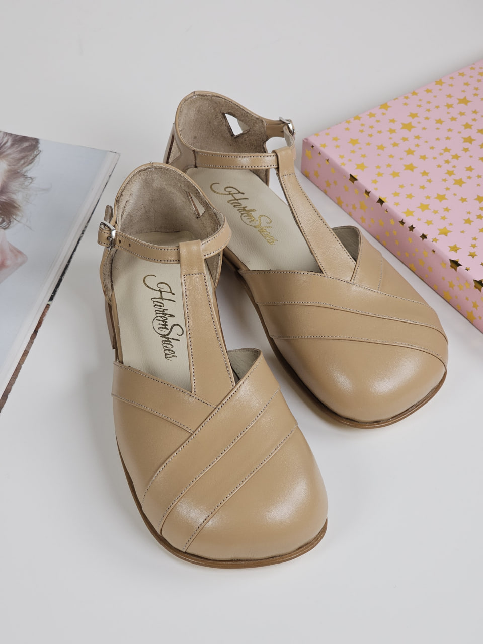Barefoot Sugar Tan Leather 2 cm heel