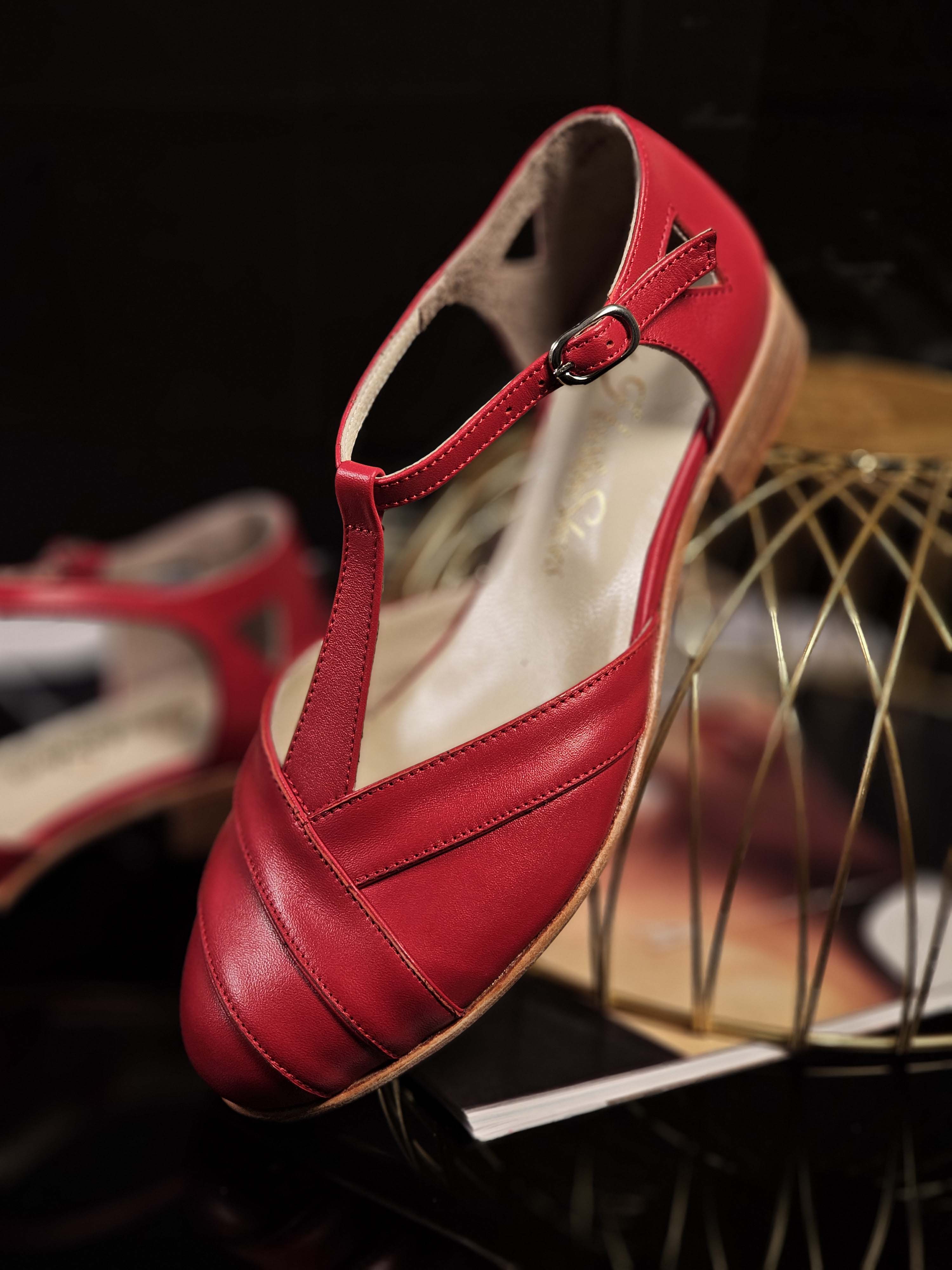 Sugar Red Leather 2 cm heel
