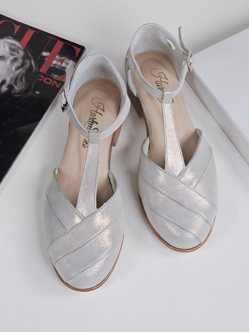 Sugar Shiny Cream Suede 2 cm heel