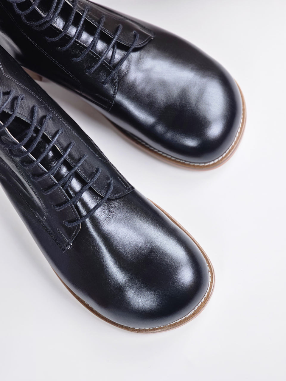 Barefoot Harlem Boots Black Leather 2 cm  heel