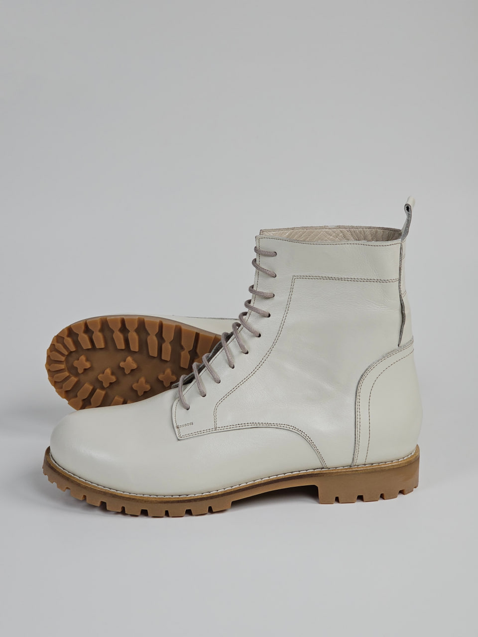 Harlem Boots Broken White Leather with Street sole
