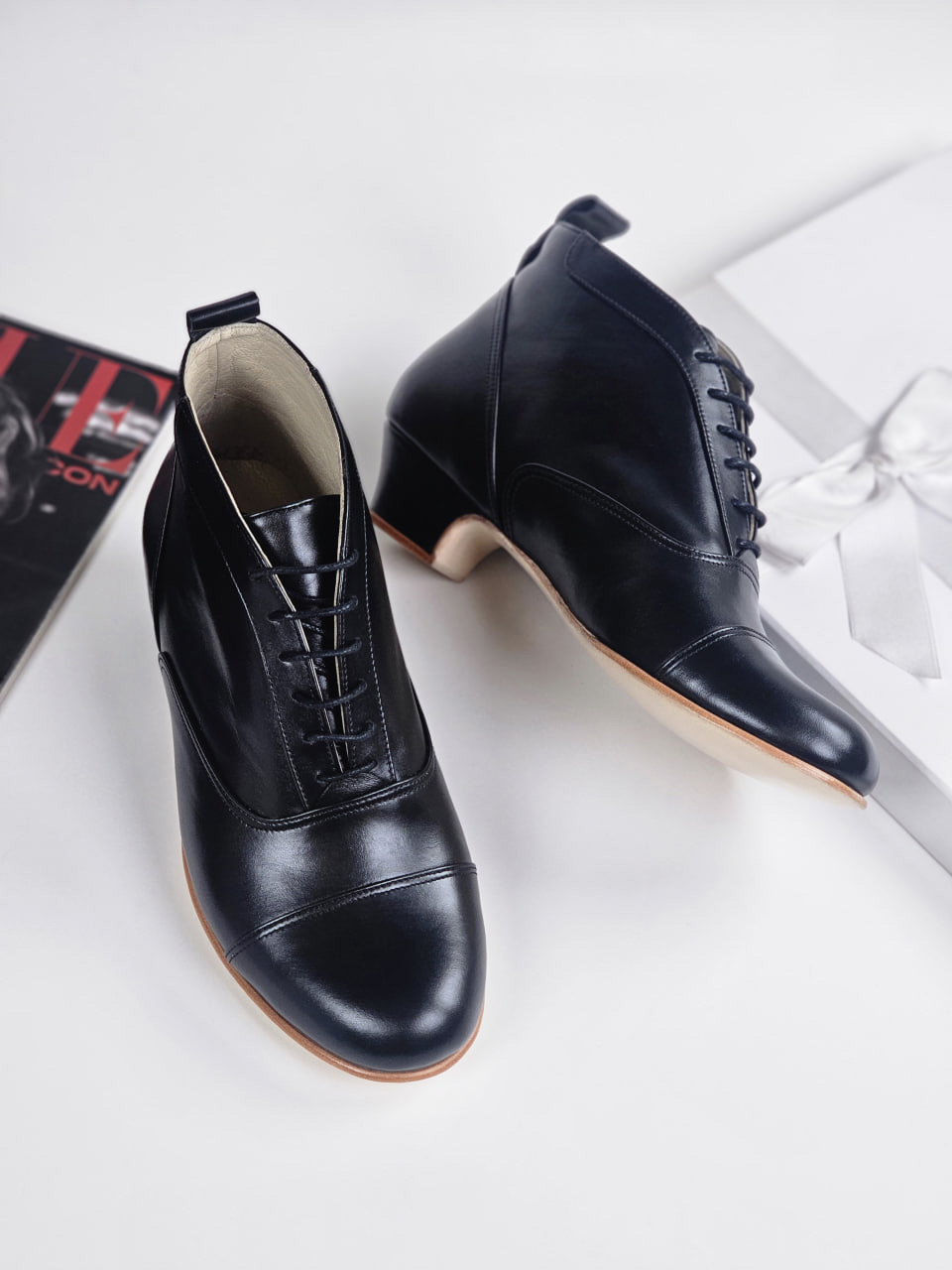 Smooth Boots Black Leather 4 cm  heel