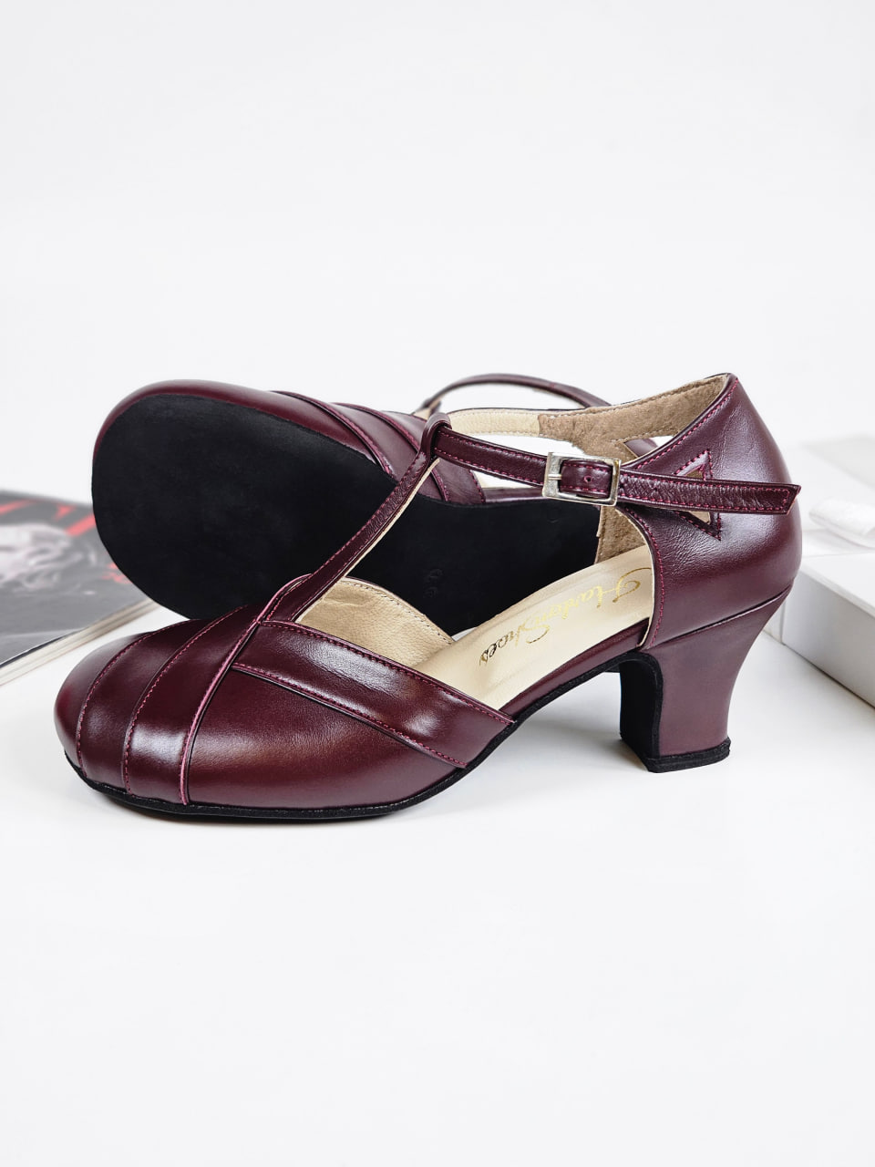 Barefoot Sugar Bordeaux Leather 6 cm heel