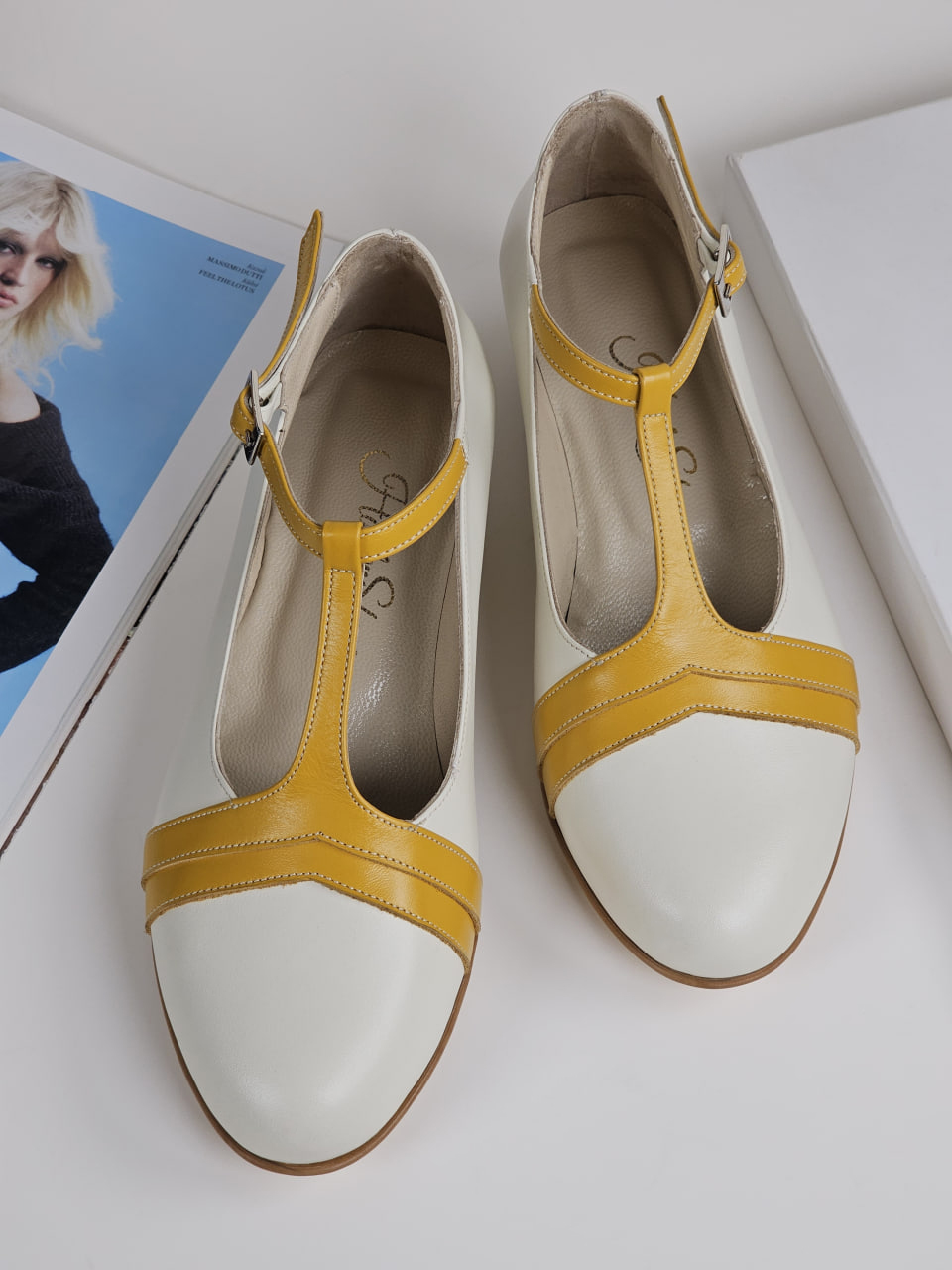 Barbie Broken White & Yellow Leather 3 cm heel