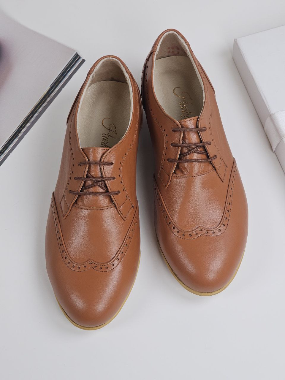 Oxfords Light Brown Leather 2 cm heel