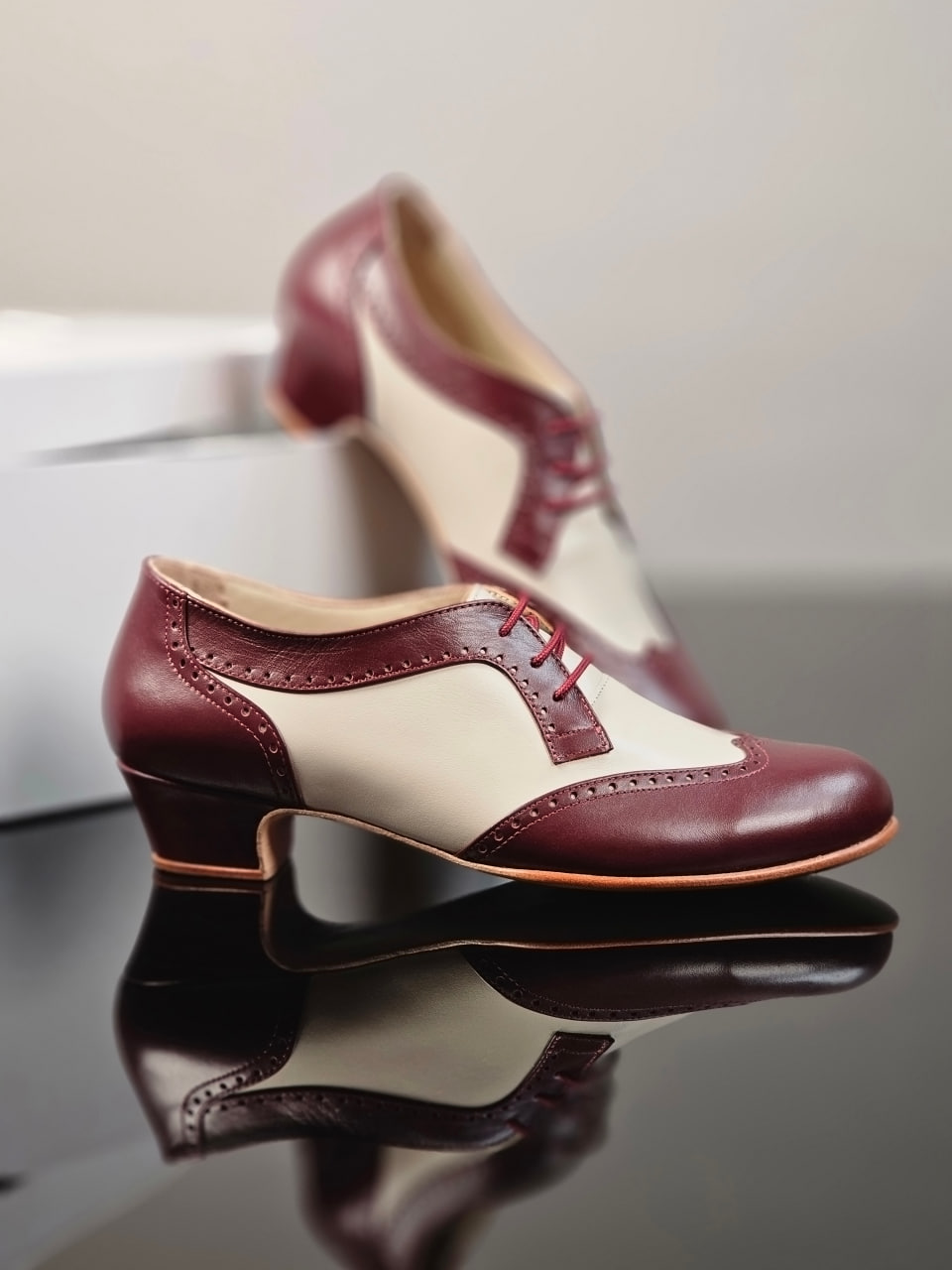 Women Oxfords Bordeaux & Beige Leather 4 cm covered heel