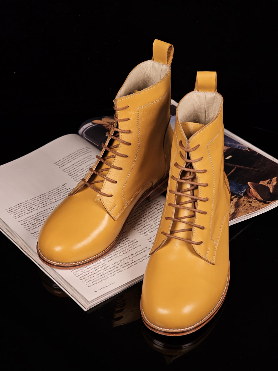 Harlem Boots Yellow Leather 2 cm heel