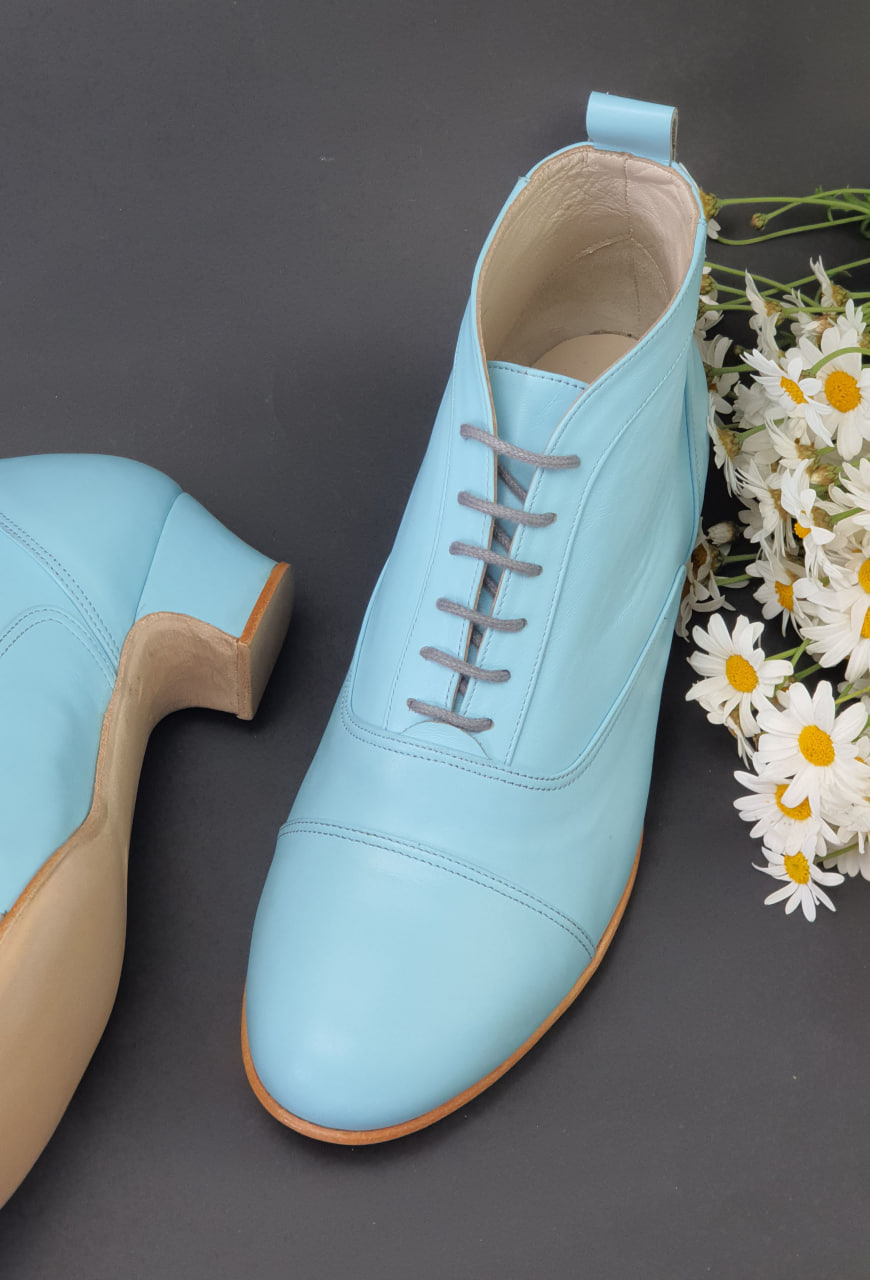 Smooth Boots Baby Blue Leather 4 cm heel