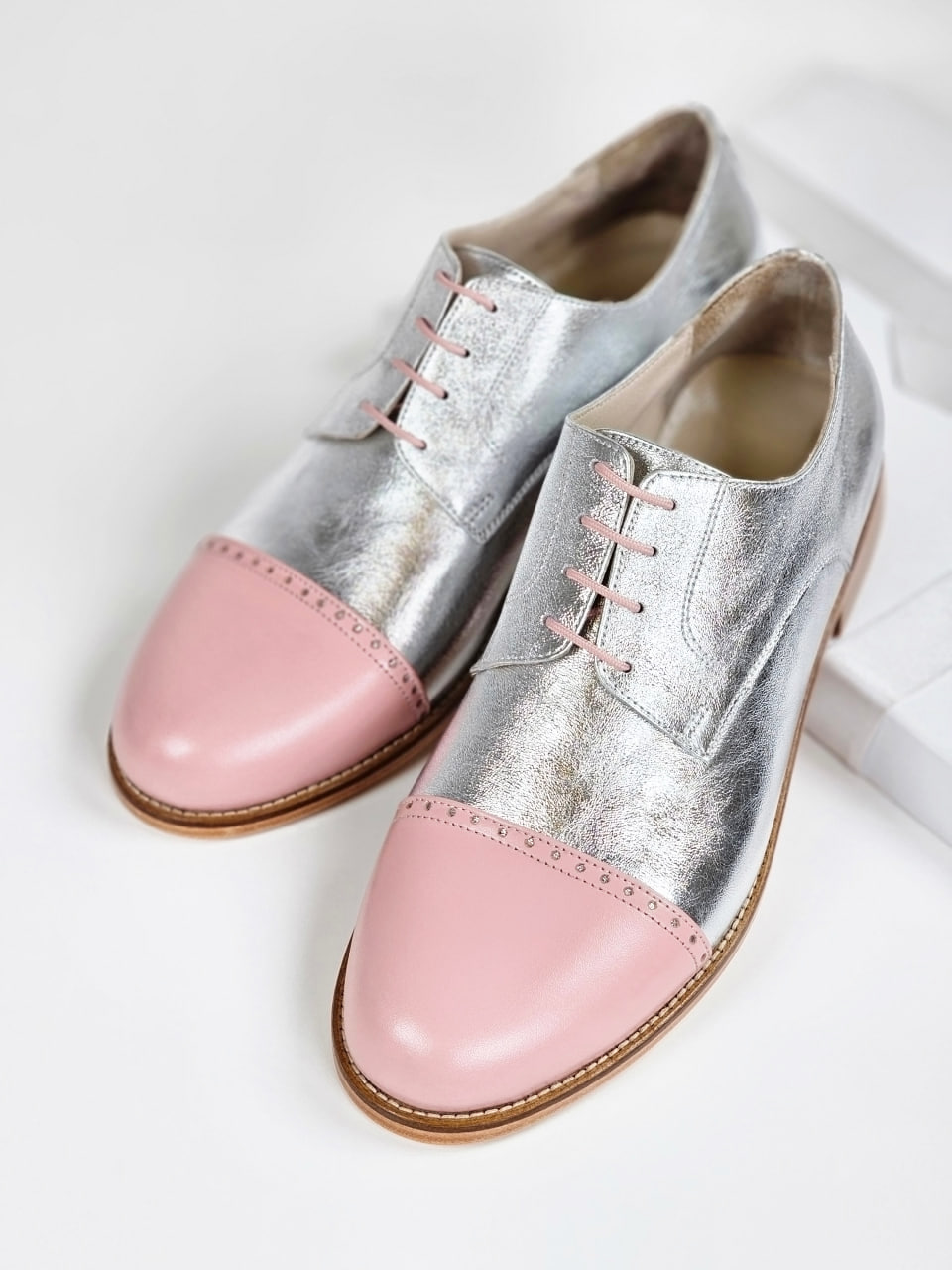 California Silver Leather & Nose Pink Leather 2 cm heel