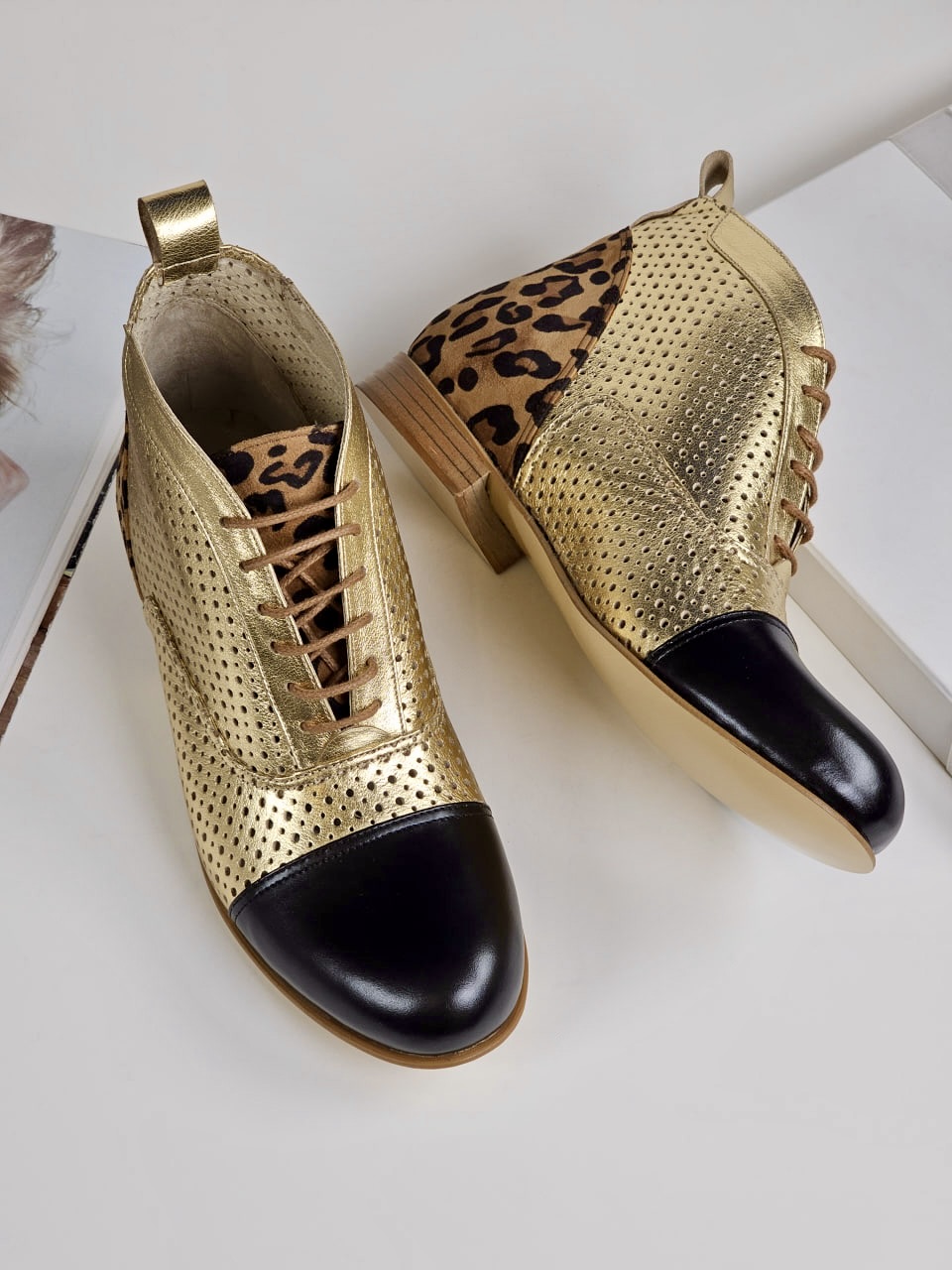 Smooth Boots Perforated Gold & Black Leather & Leopard Suede 2 cm heel