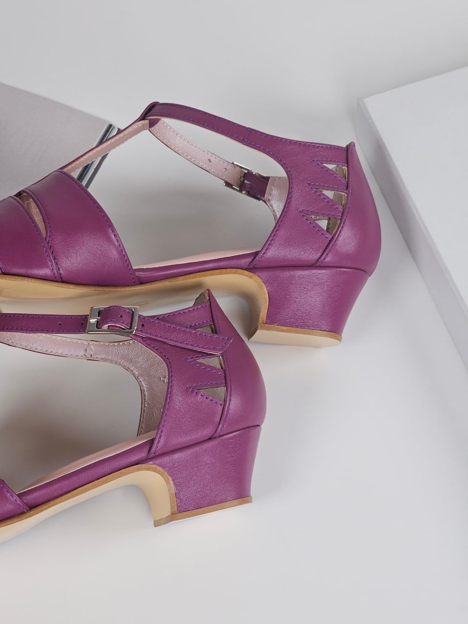 Harmony Aubergine Leather 4 cm heel