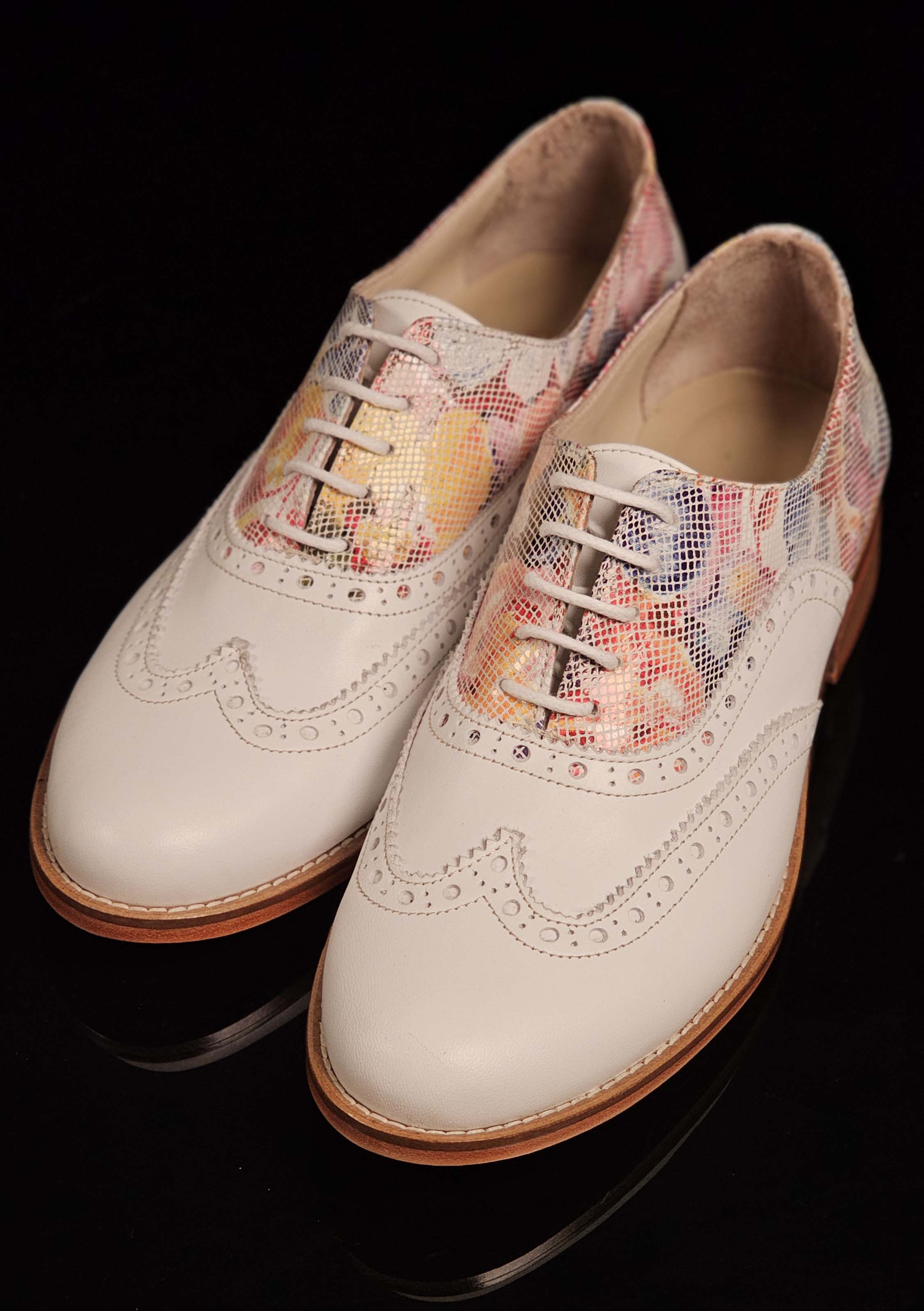 Brogue White Beauty 2 cm heel