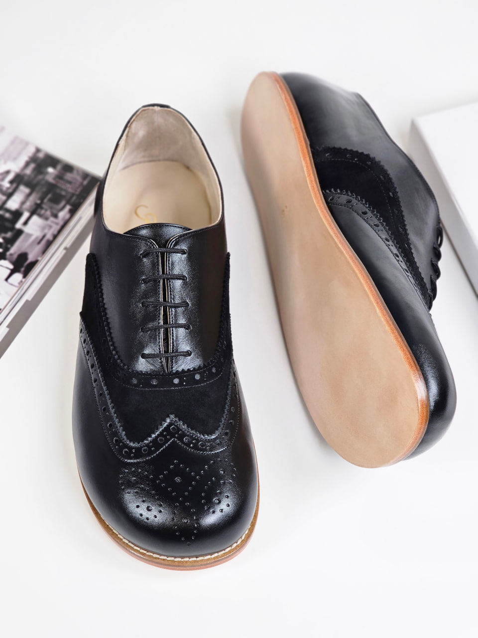 Barefoot Brogue Black Leather & Suede Zero Drop