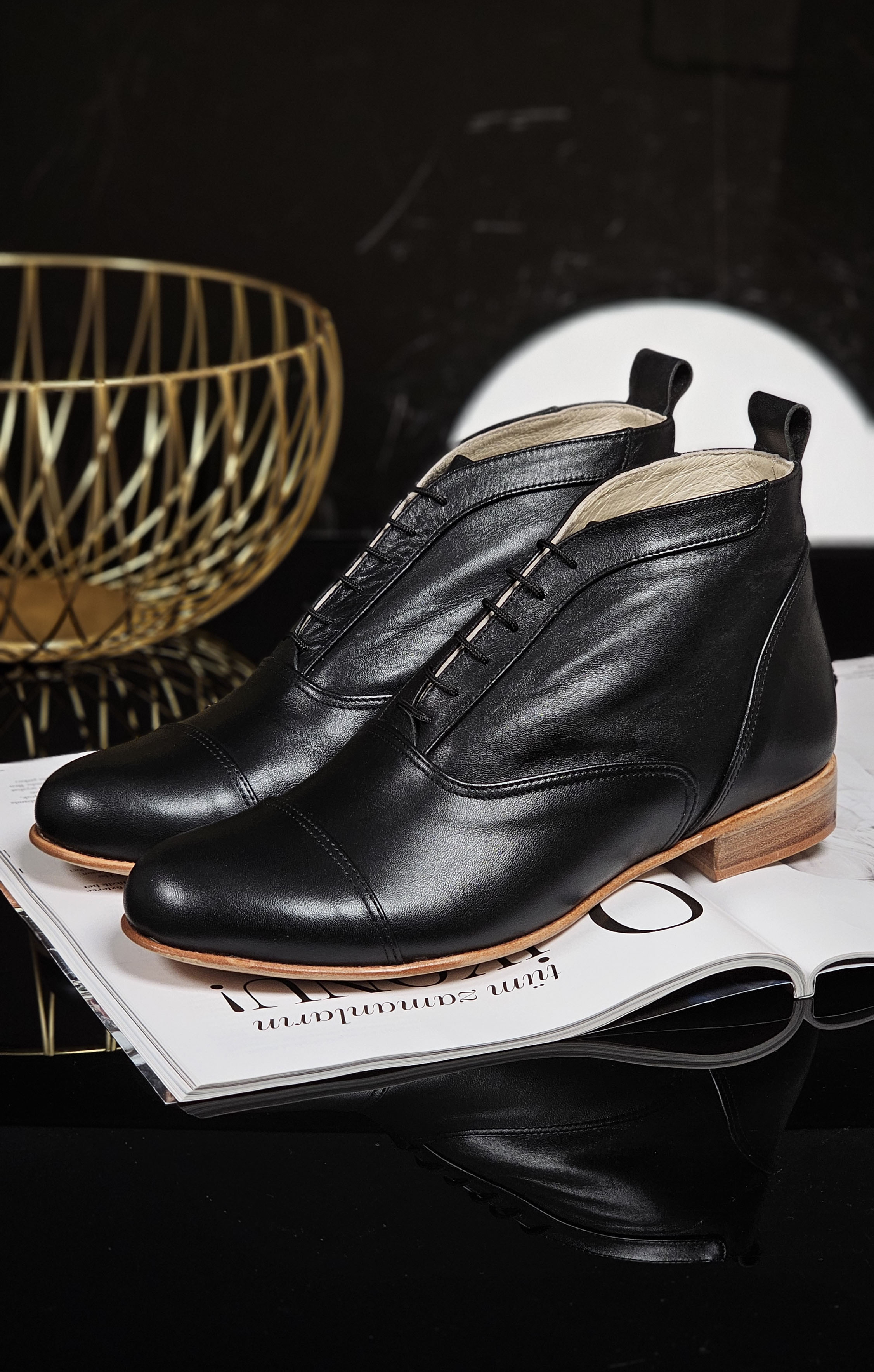 Smooth Boots Black Leather 2 cm  heel