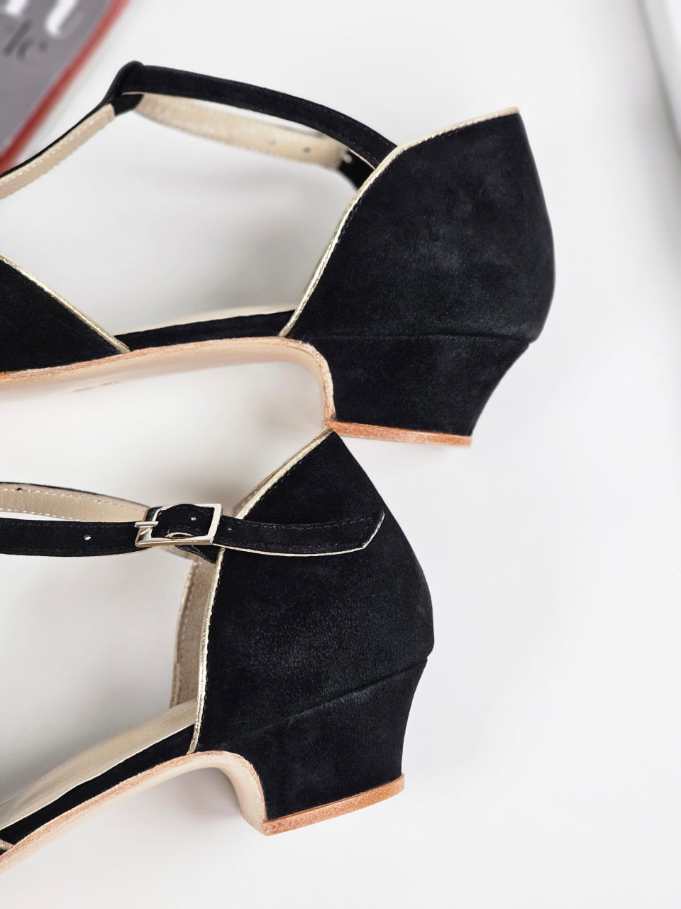 Muse Black Suede With Platinum Gold Lines 4 cm heel