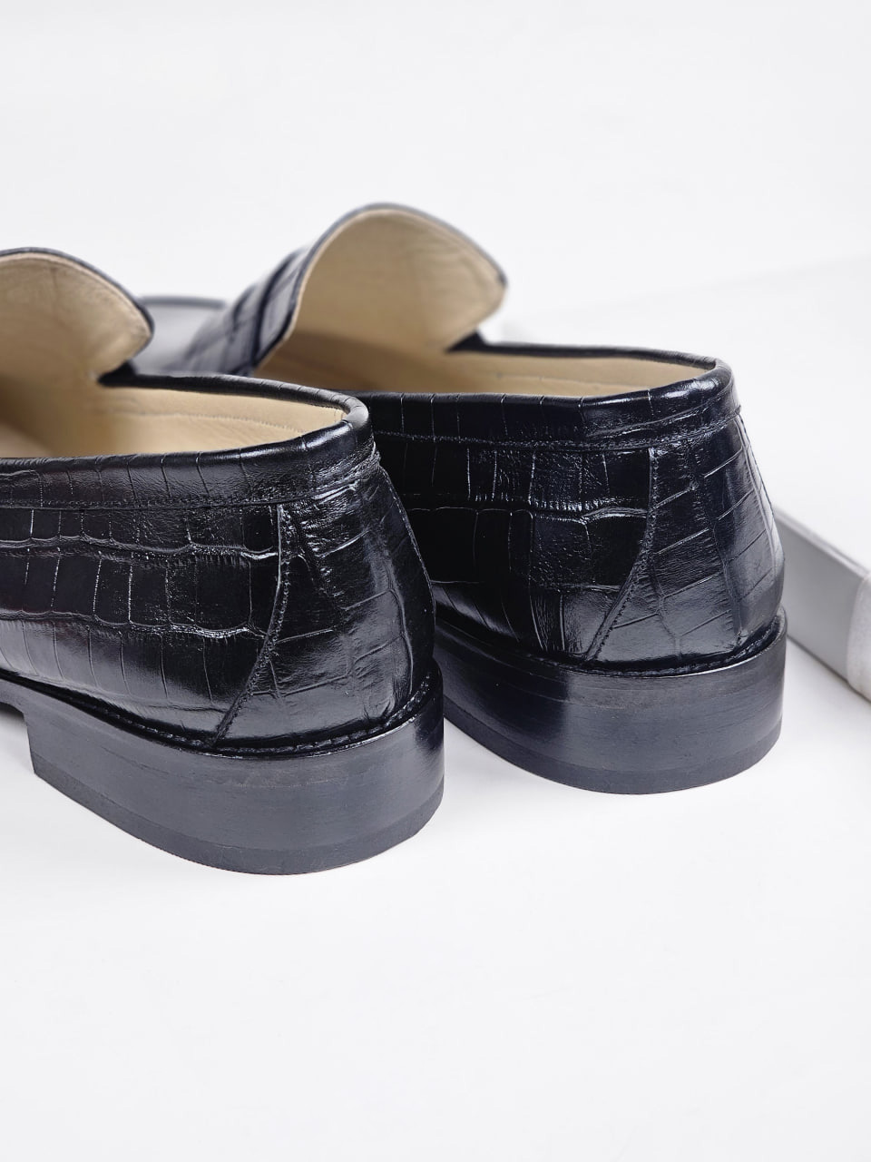 Barefoot Loafers Black Stone Leather 2 cm heel